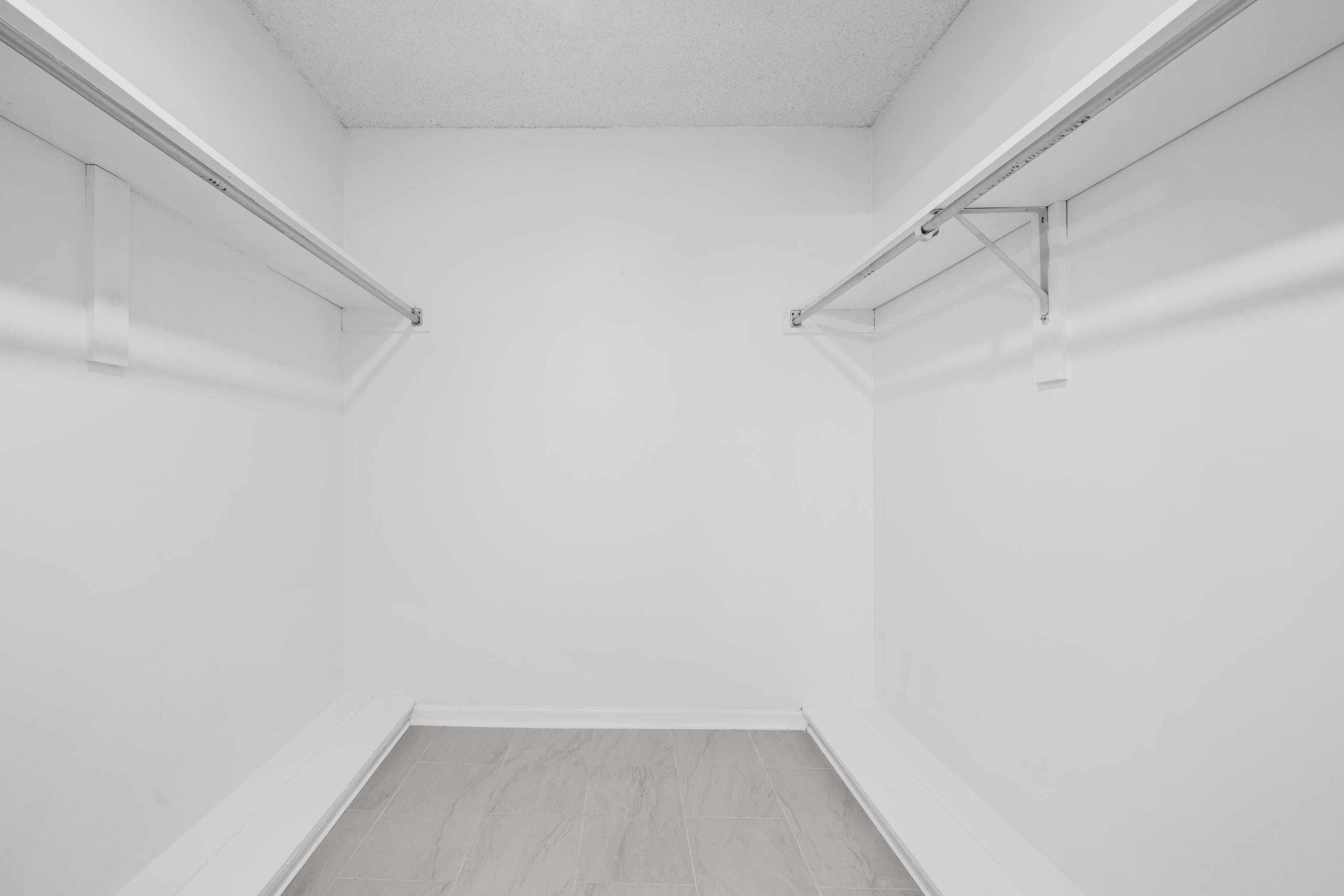 8222 Dogwood Rd Property Photo 22