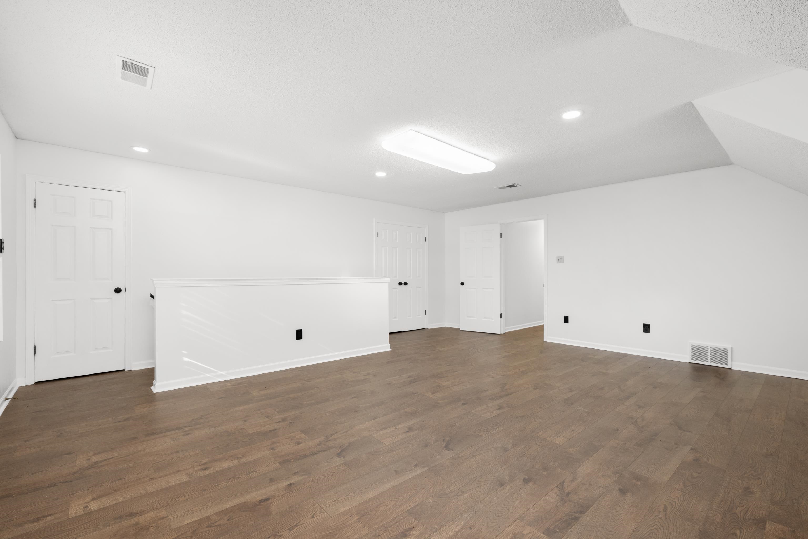 8222 Dogwood Rd Property Photo 35