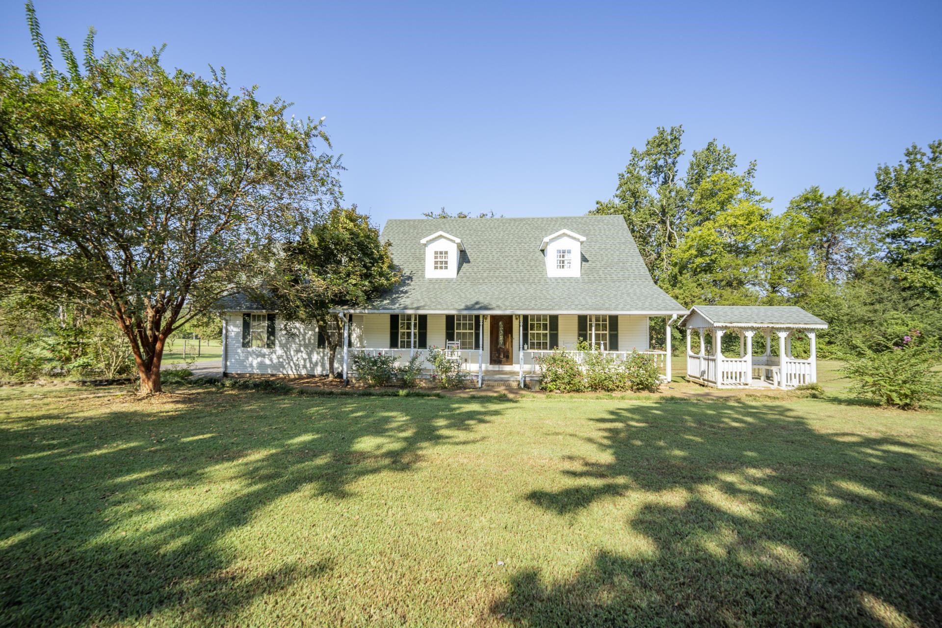 105 KATHERINE LN Property Photo 1