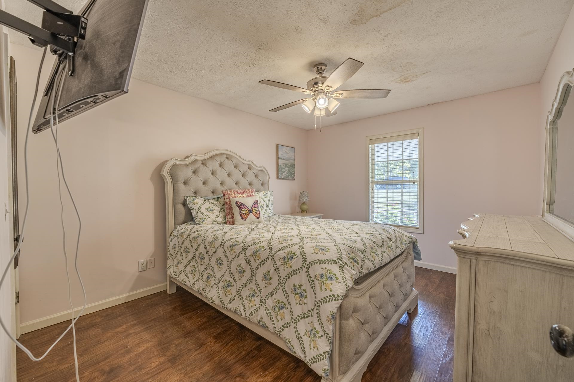 105 Katherine Ln Property Photo 22