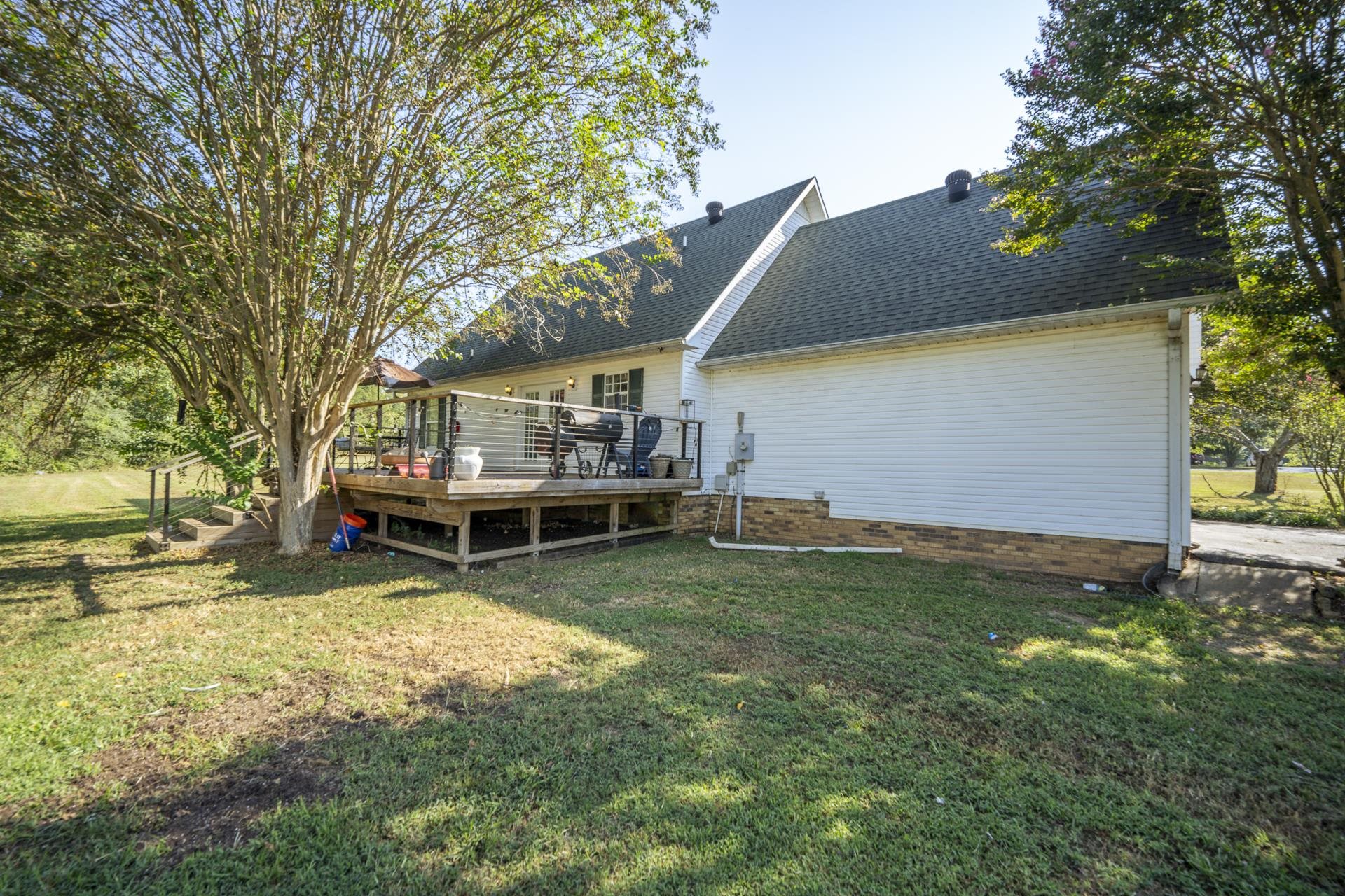 105 Katherine Ln Property Photo 27
