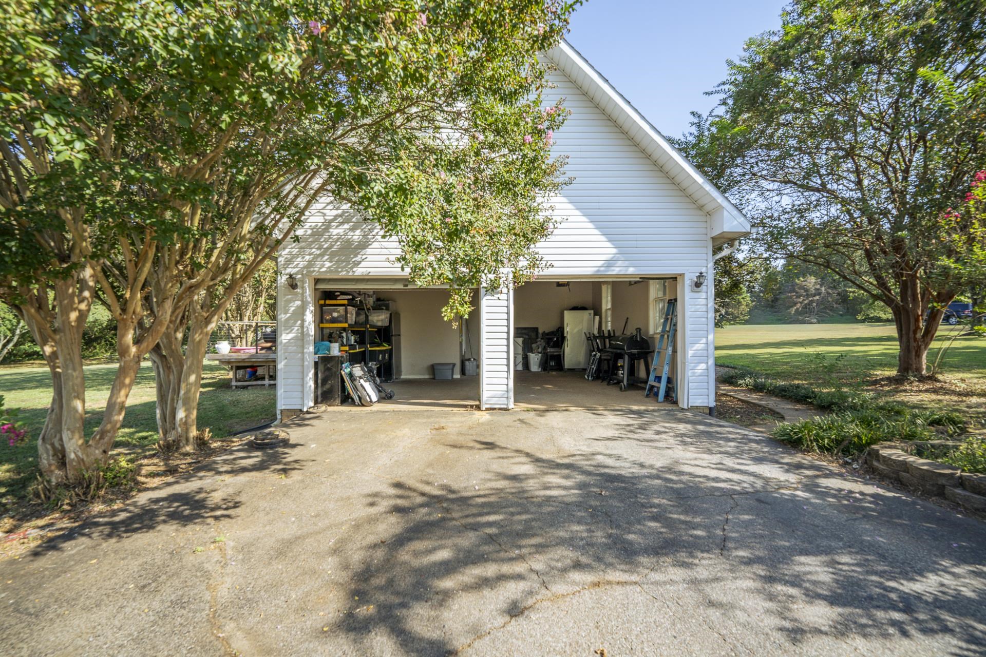 105 Katherine Ln Property Photo 31