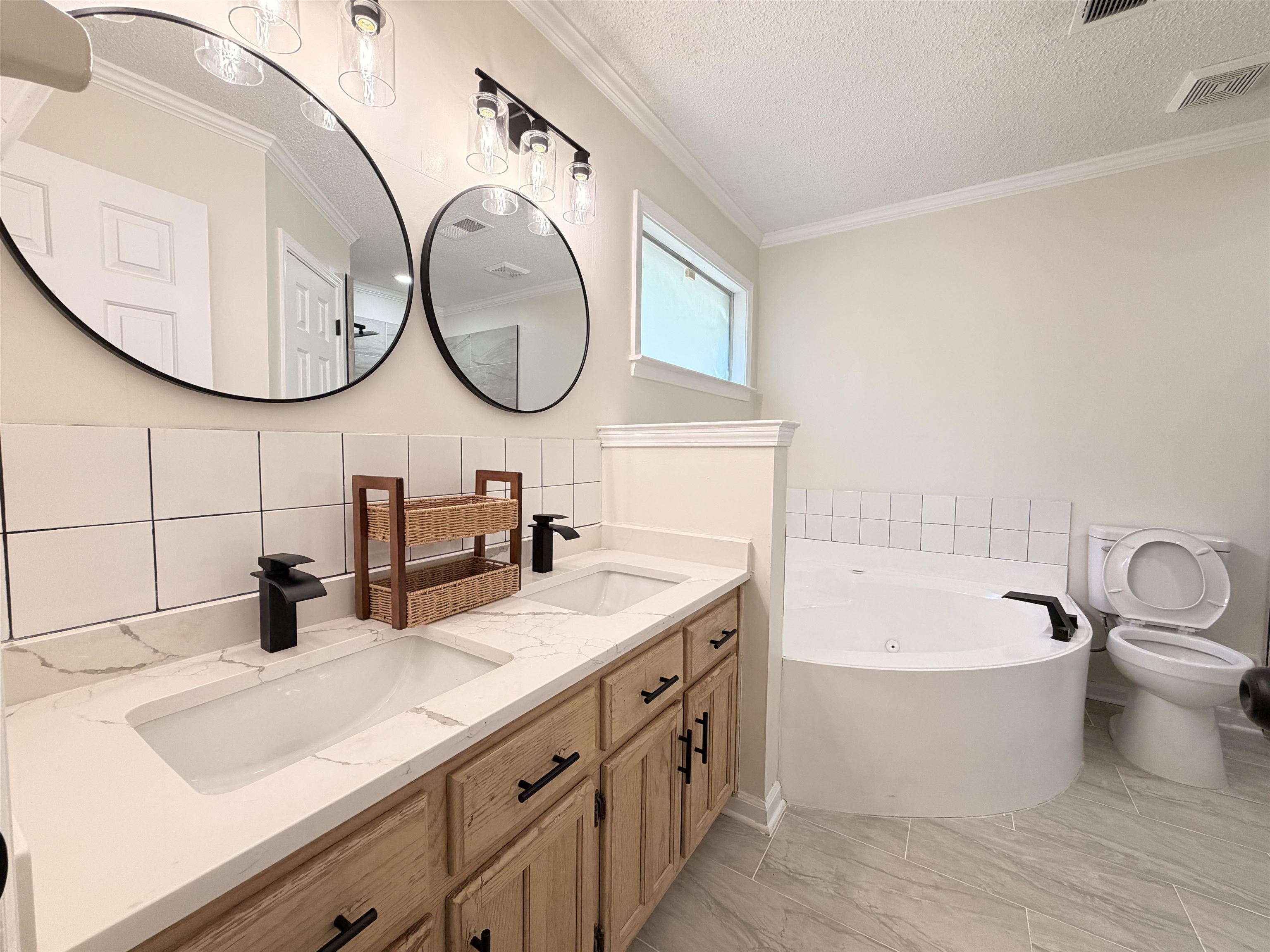 2195 Lake Springs Ln Property Photo 21