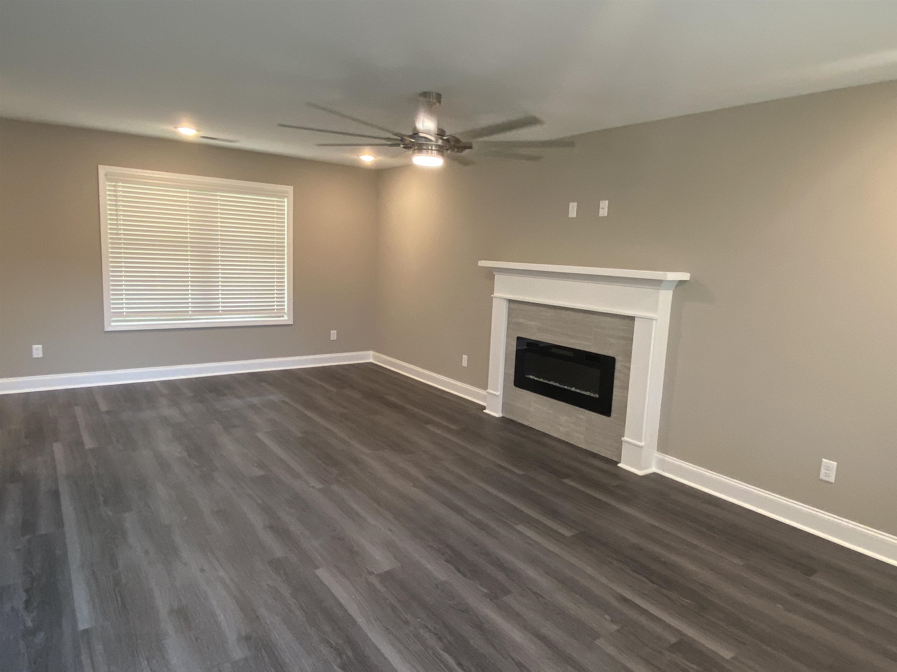 9996 Messana Cv Property Photo 6