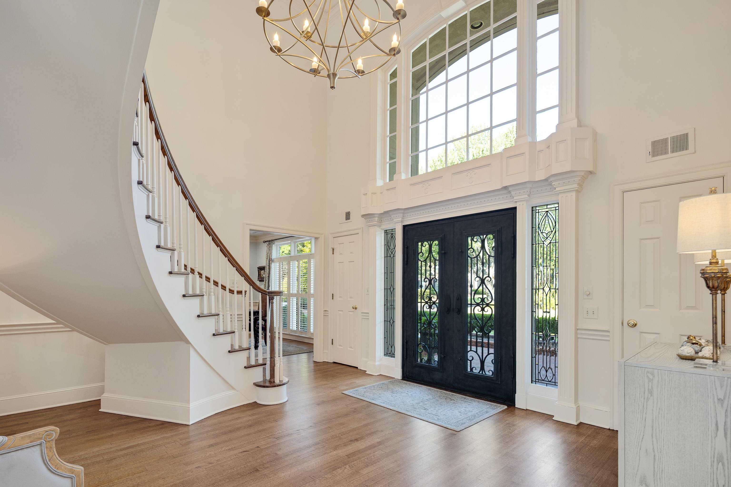 8675 Classic Dr Property Photo 4