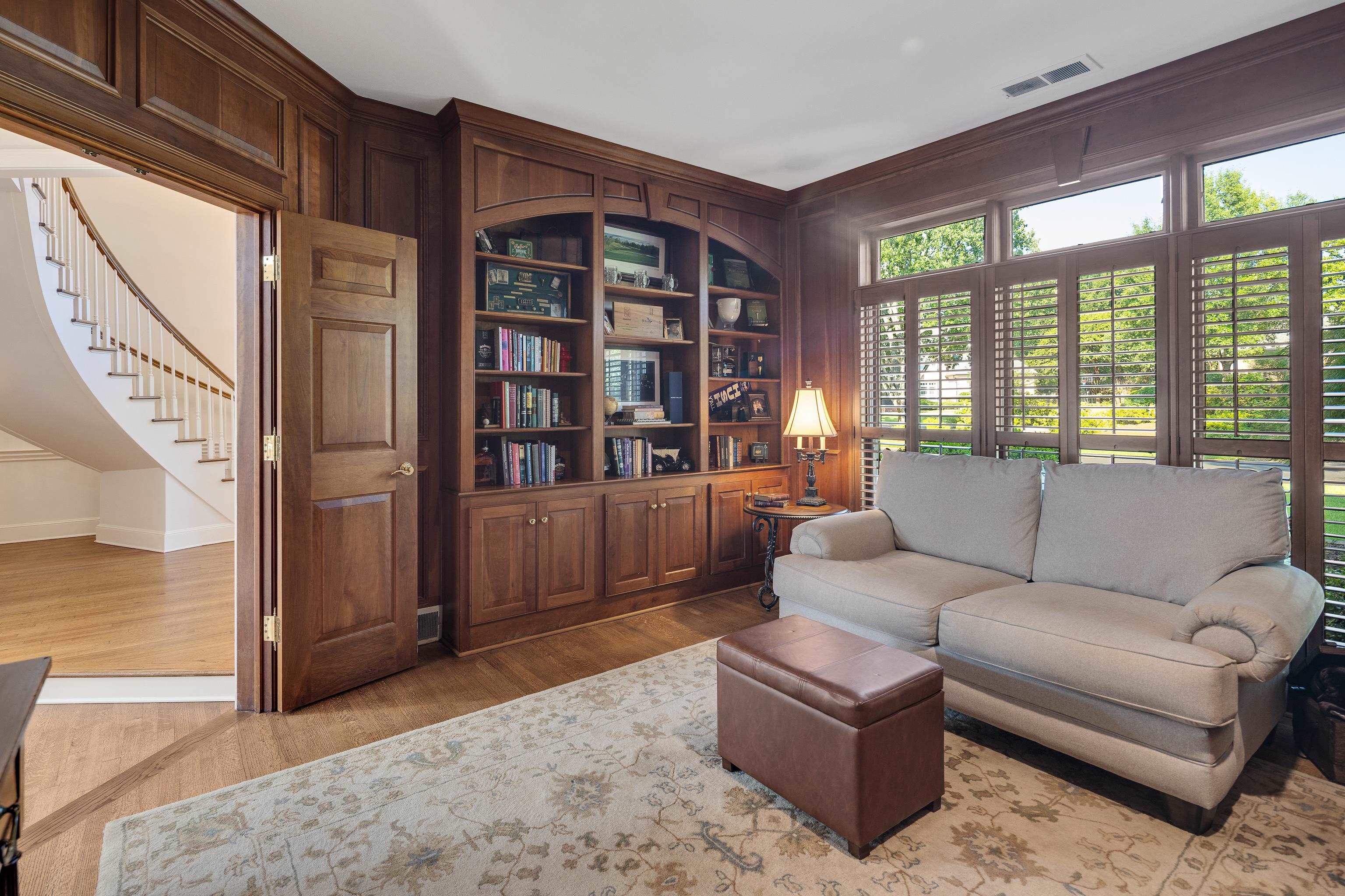 8675 Classic Dr Property Photo 14