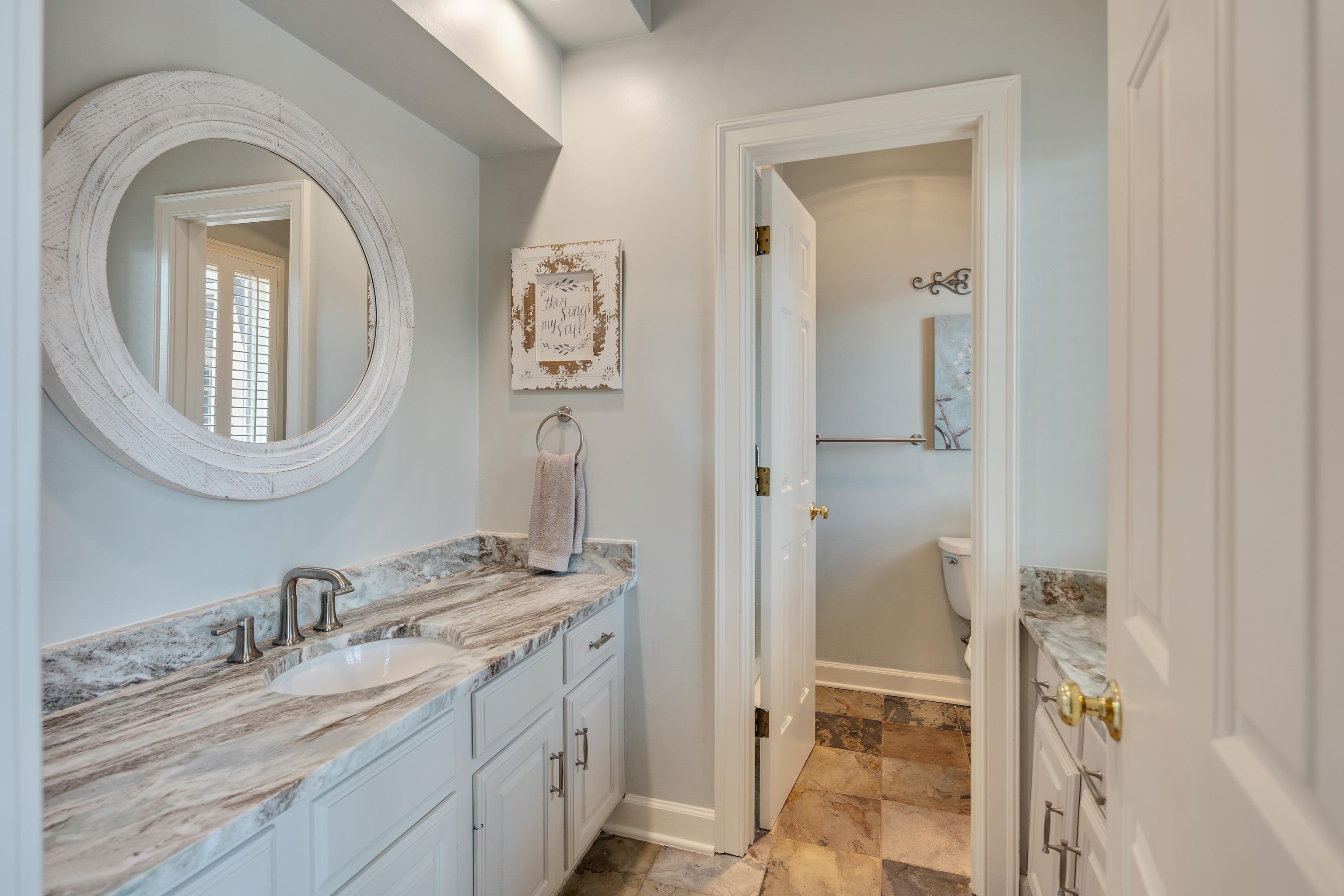 8675 Classic Dr Property Photo 19