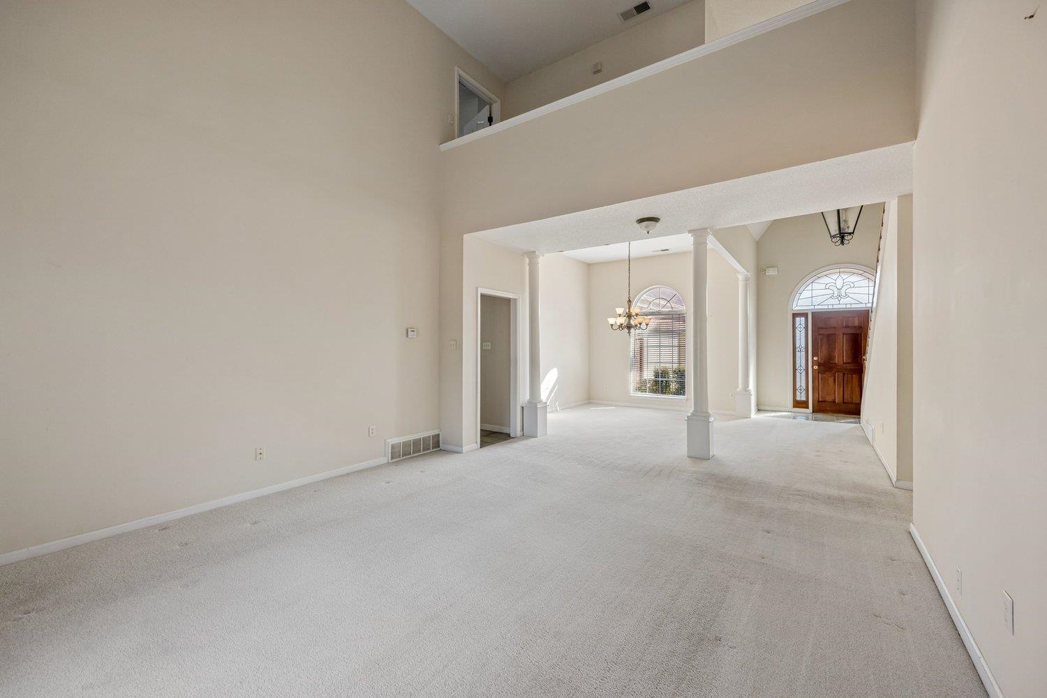 8561 Bay Orchard Ln Property Photo 9