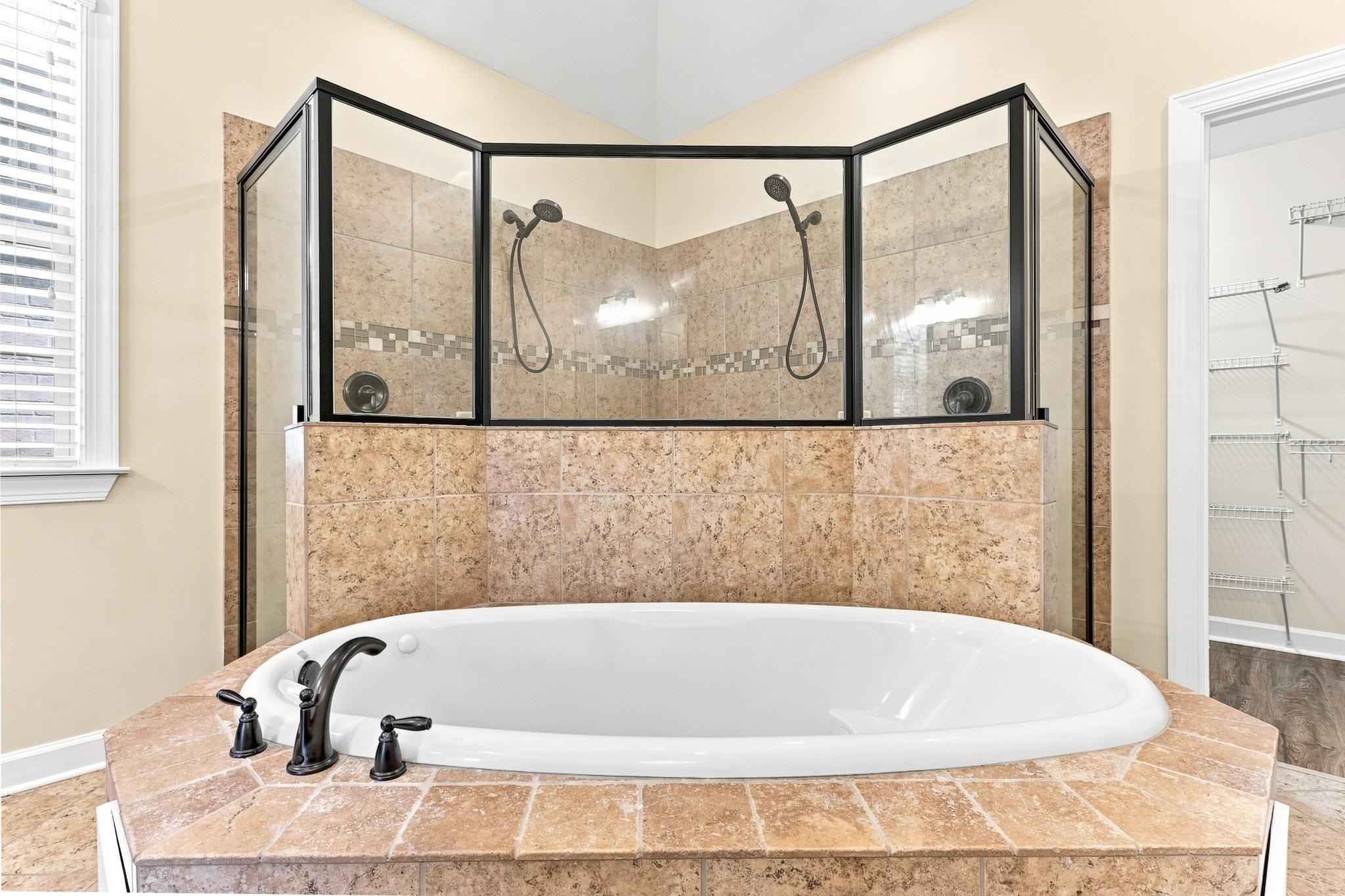 8522 Woodland Rose Cir Property Photo 23