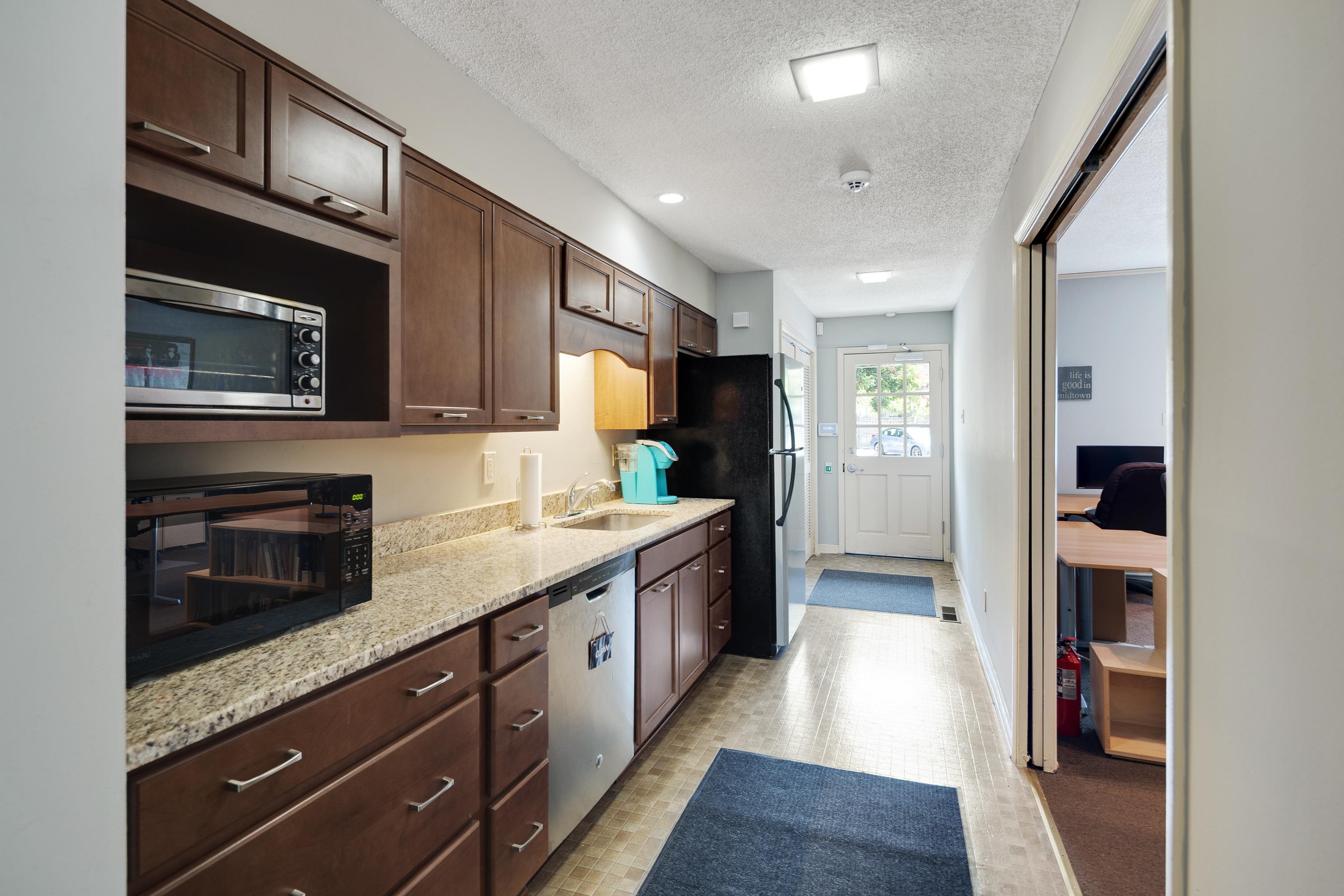 40 S Idlewild St Property Photo 8