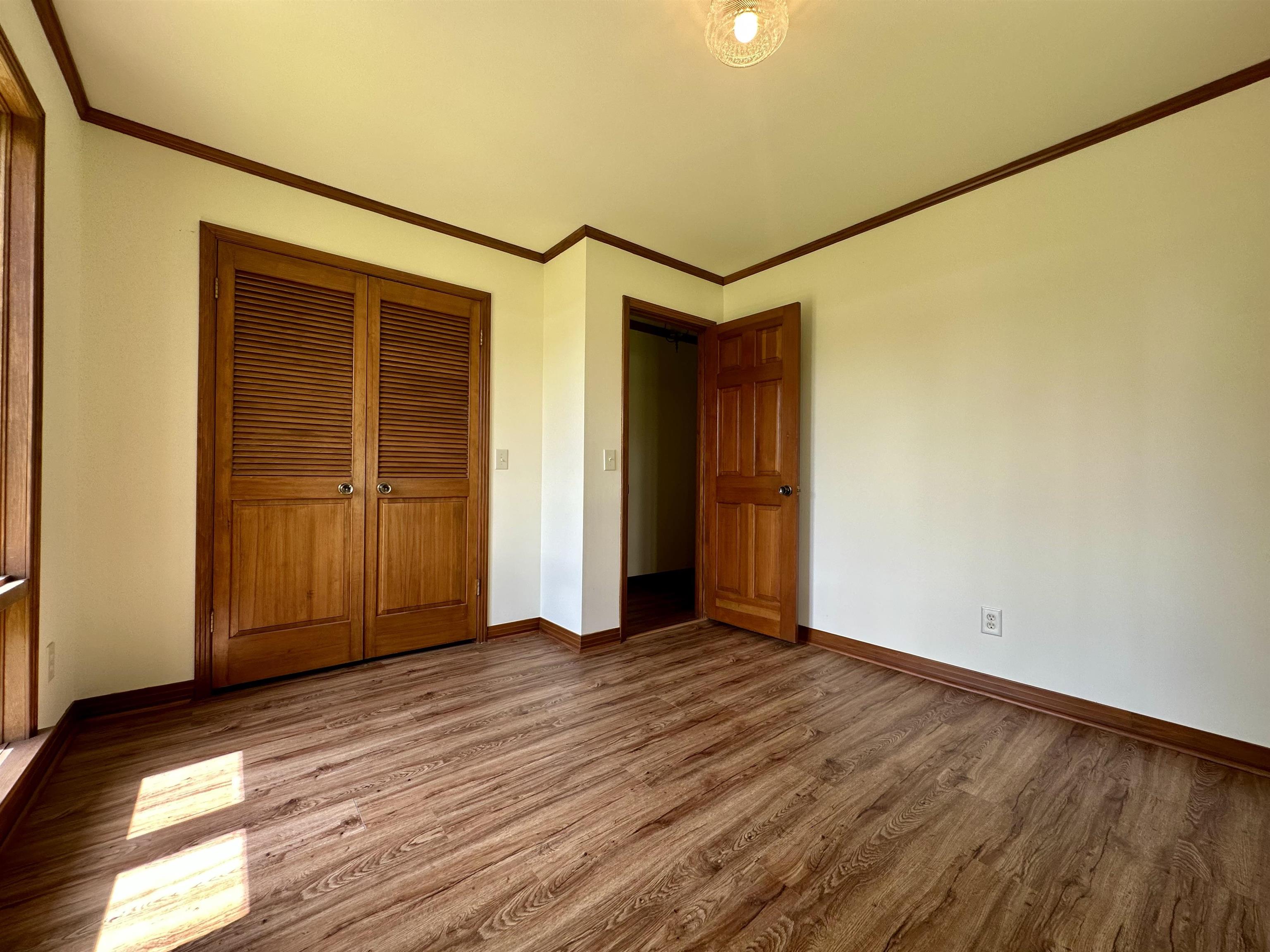 808 W Main St Property Photo 34