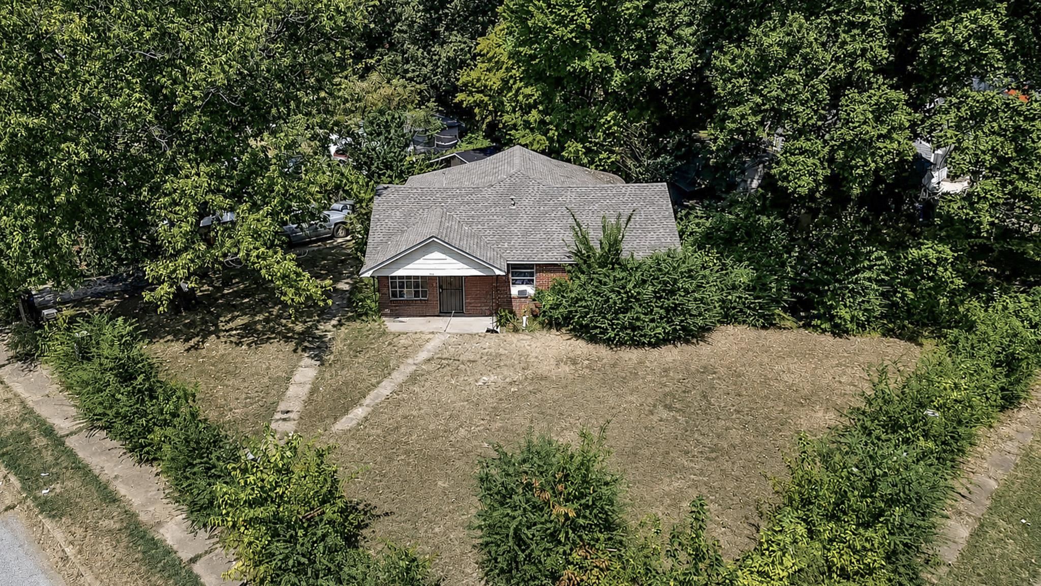 462 KING RD Property Photo 1