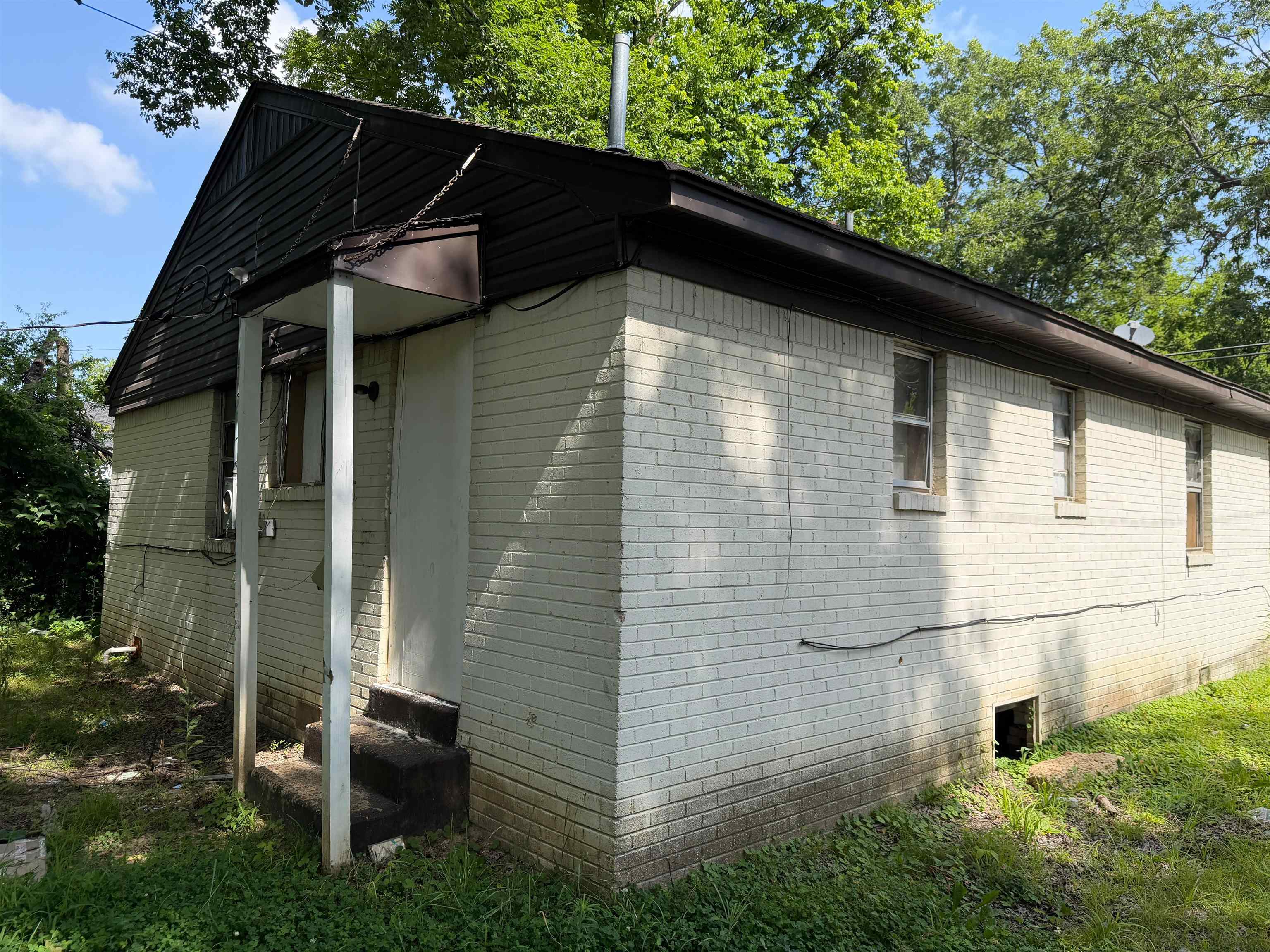 417 E Olive Ave Property Photo 8