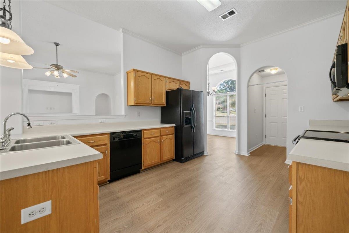 8054 Breezy Meadows Ln Property Photo 15