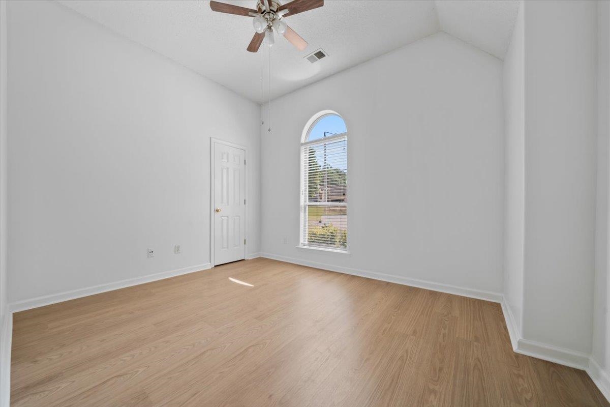 8054 Breezy Meadows Ln Property Photo 23