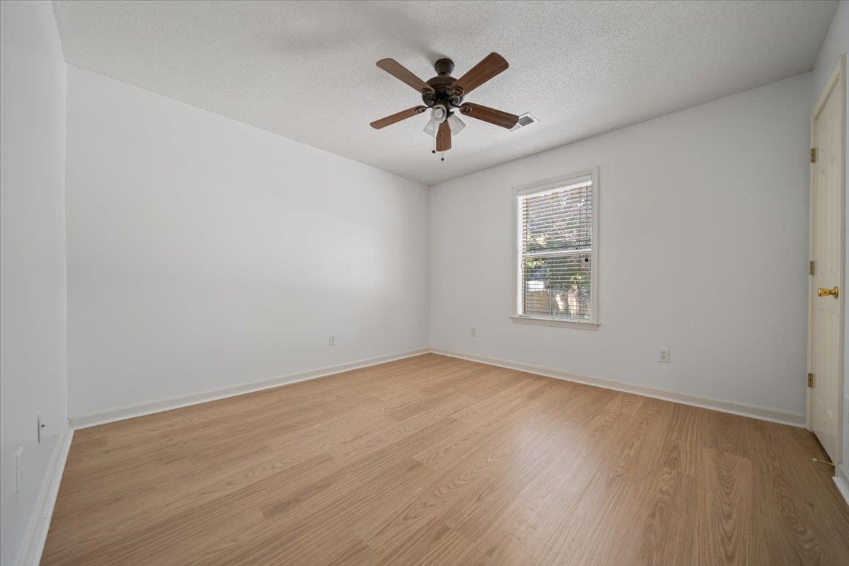 8054 Breezy Meadows Ln Property Photo 24