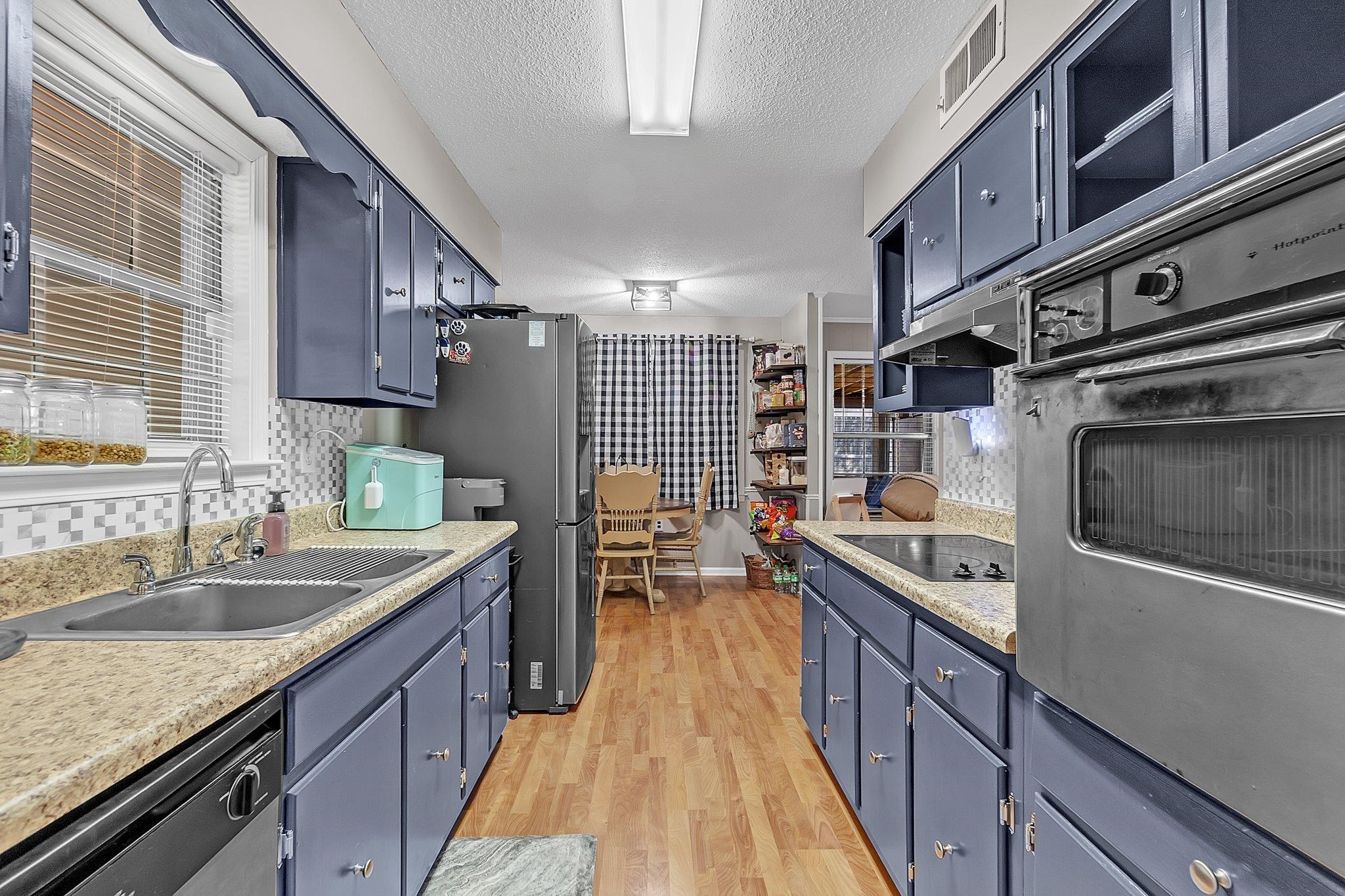6986 E Heatherhill Dr E Property Photo 14