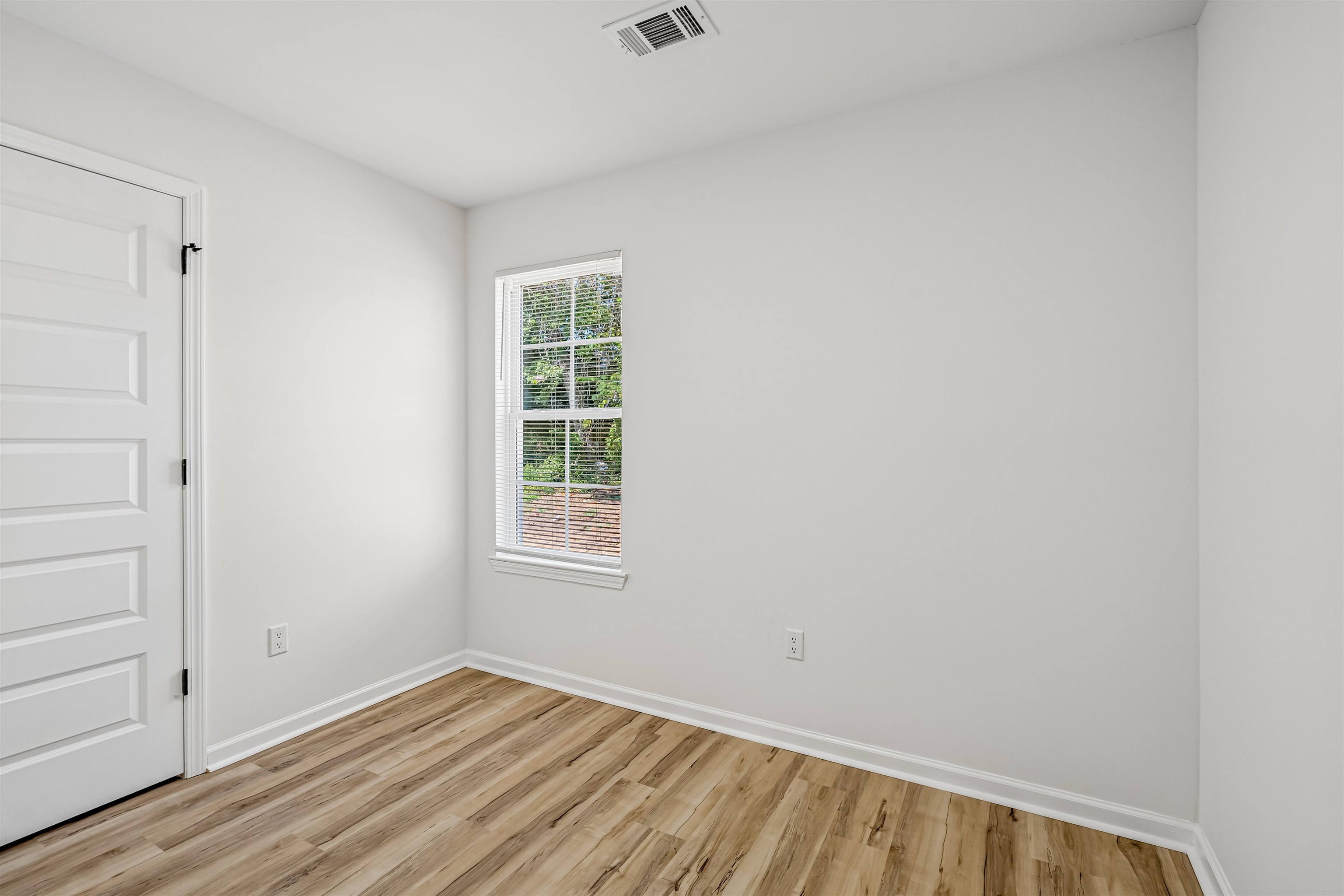 2962 Grenadier Cv Property Photo 16