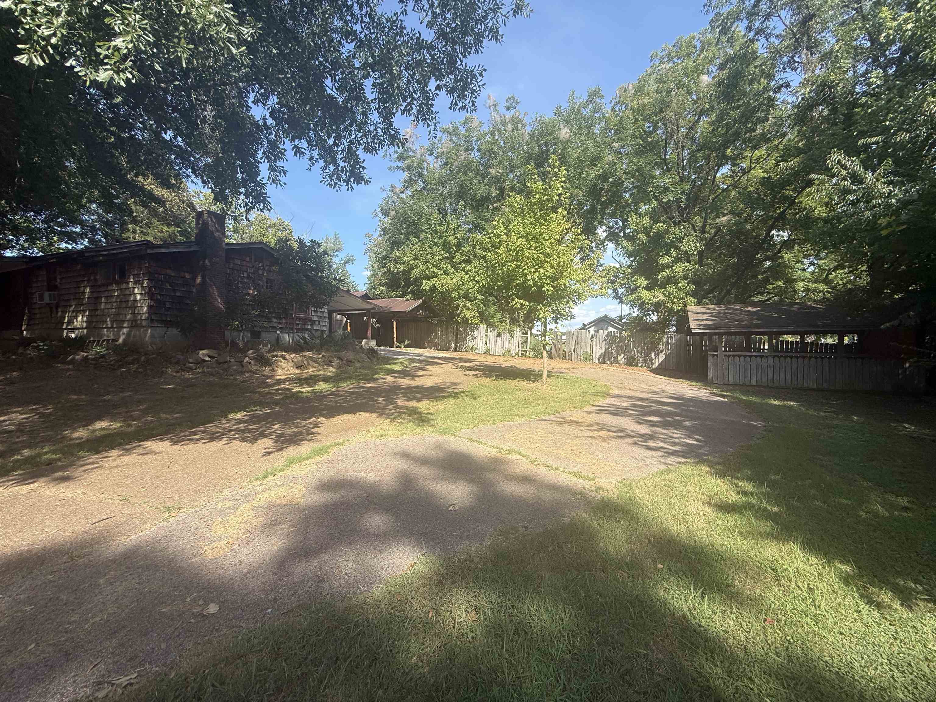 110 Church St Property Photo 3
