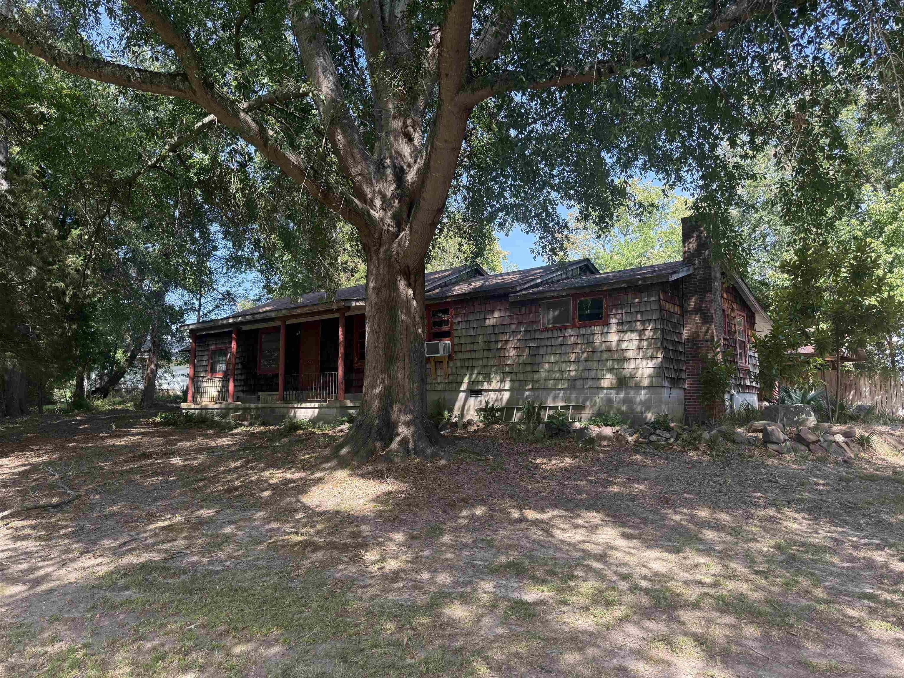 110 Church St Property Photo 5