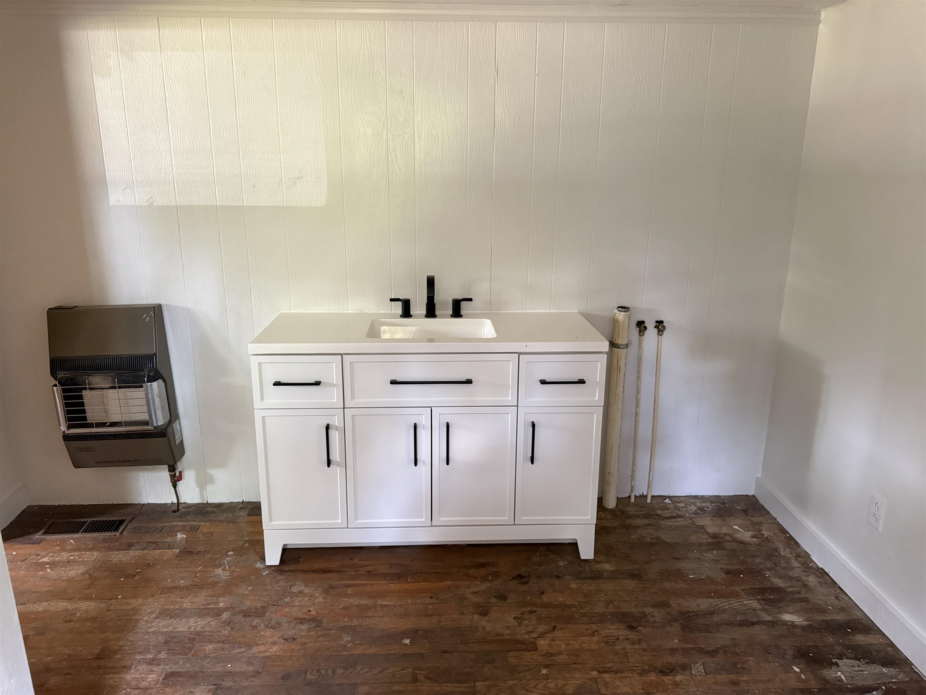 110 Church St Property Photo 13