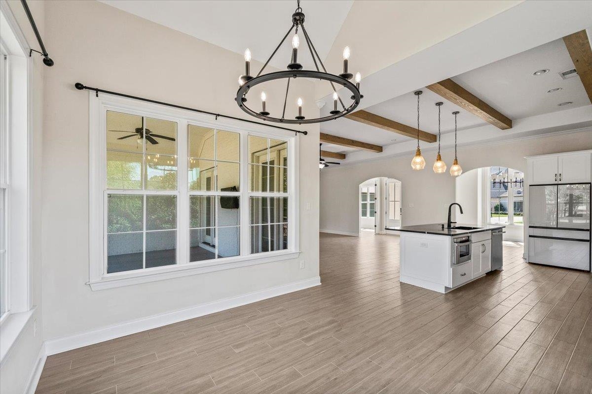 1748 N Chadwick Farms Loop Property Photo 9