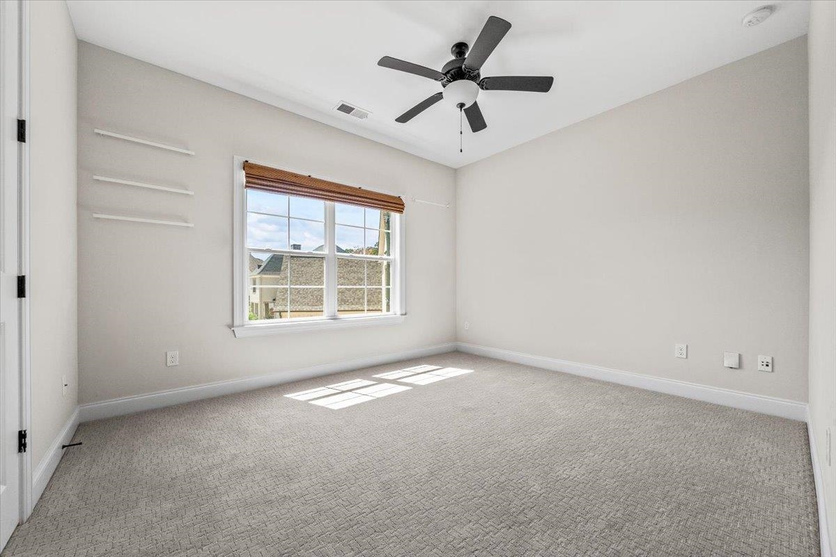1748 N Chadwick Farms Loop Property Photo 20