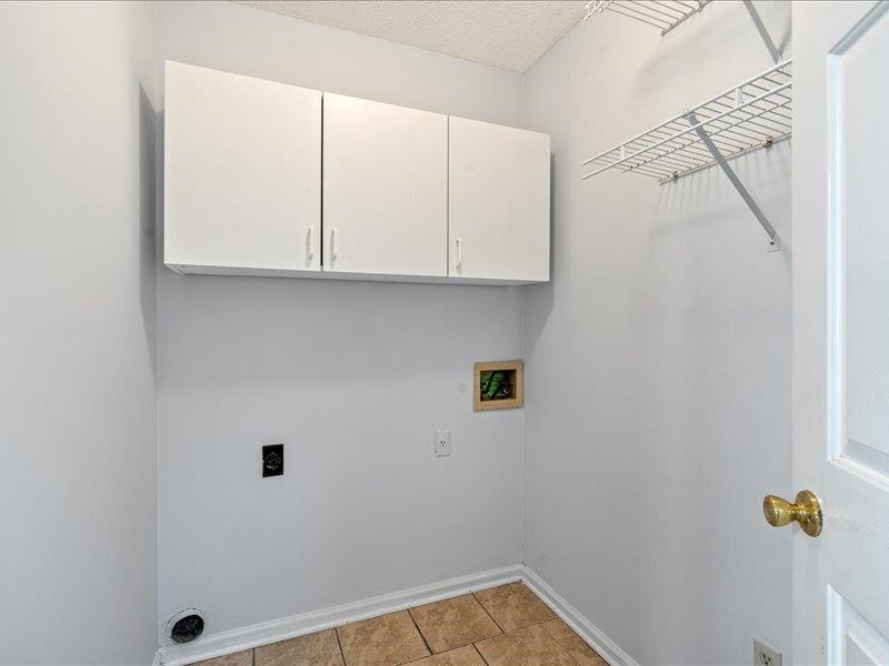 1028 Zenith Rd Property Photo 5