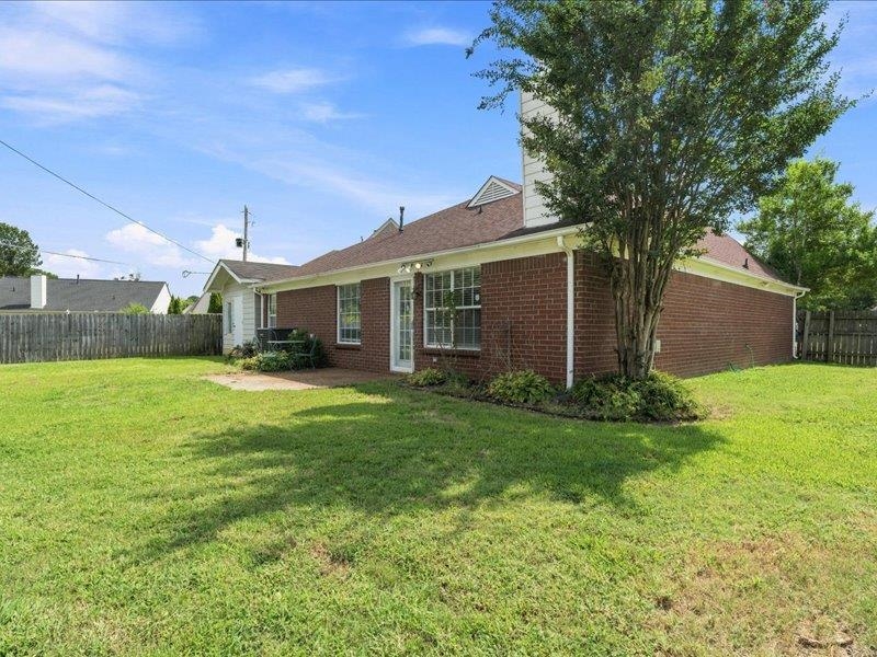 1028 Zenith Rd Property Photo 20