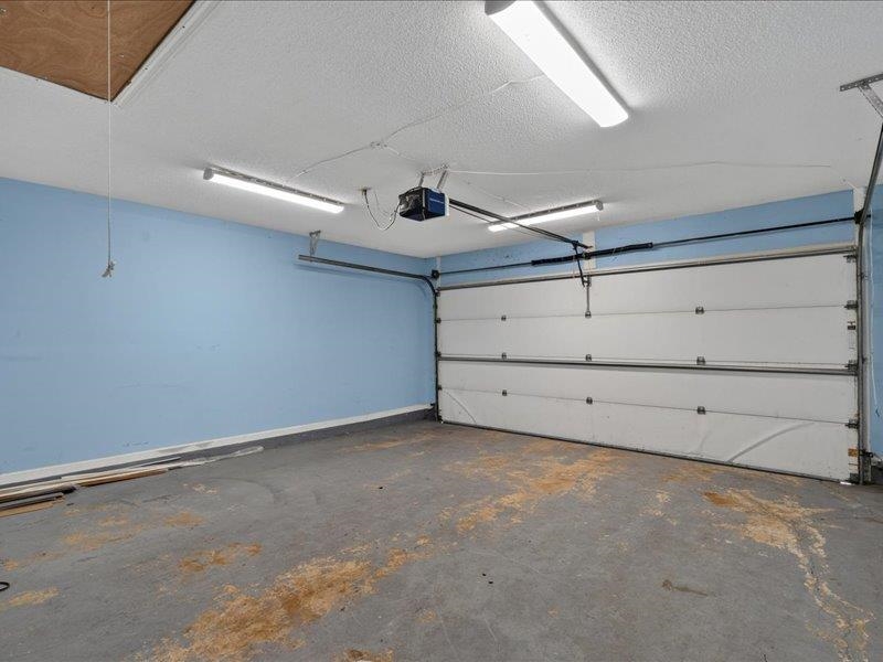 1028 Zenith Rd Property Photo 21