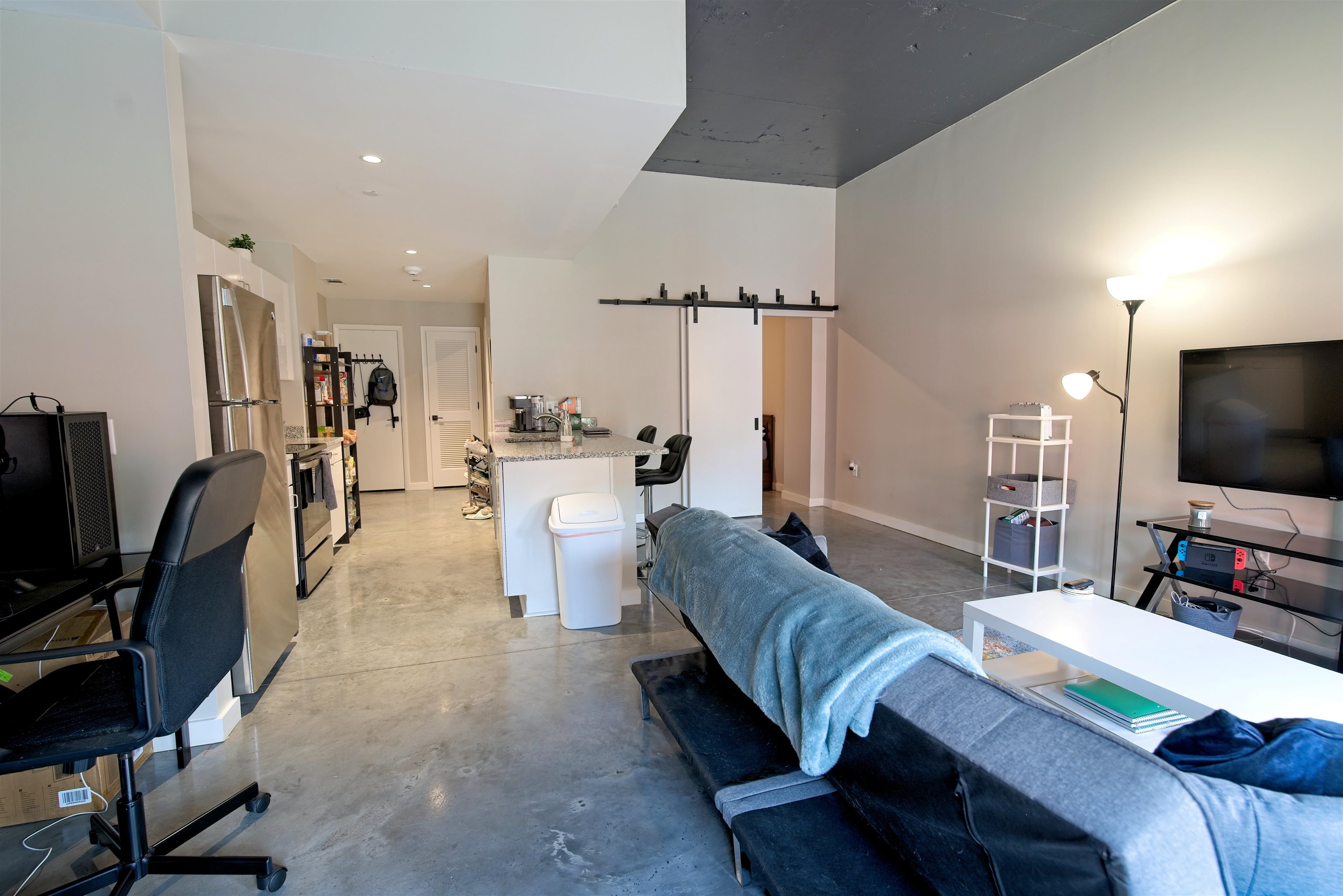 3637 Park Ave Studio Property Photo 12