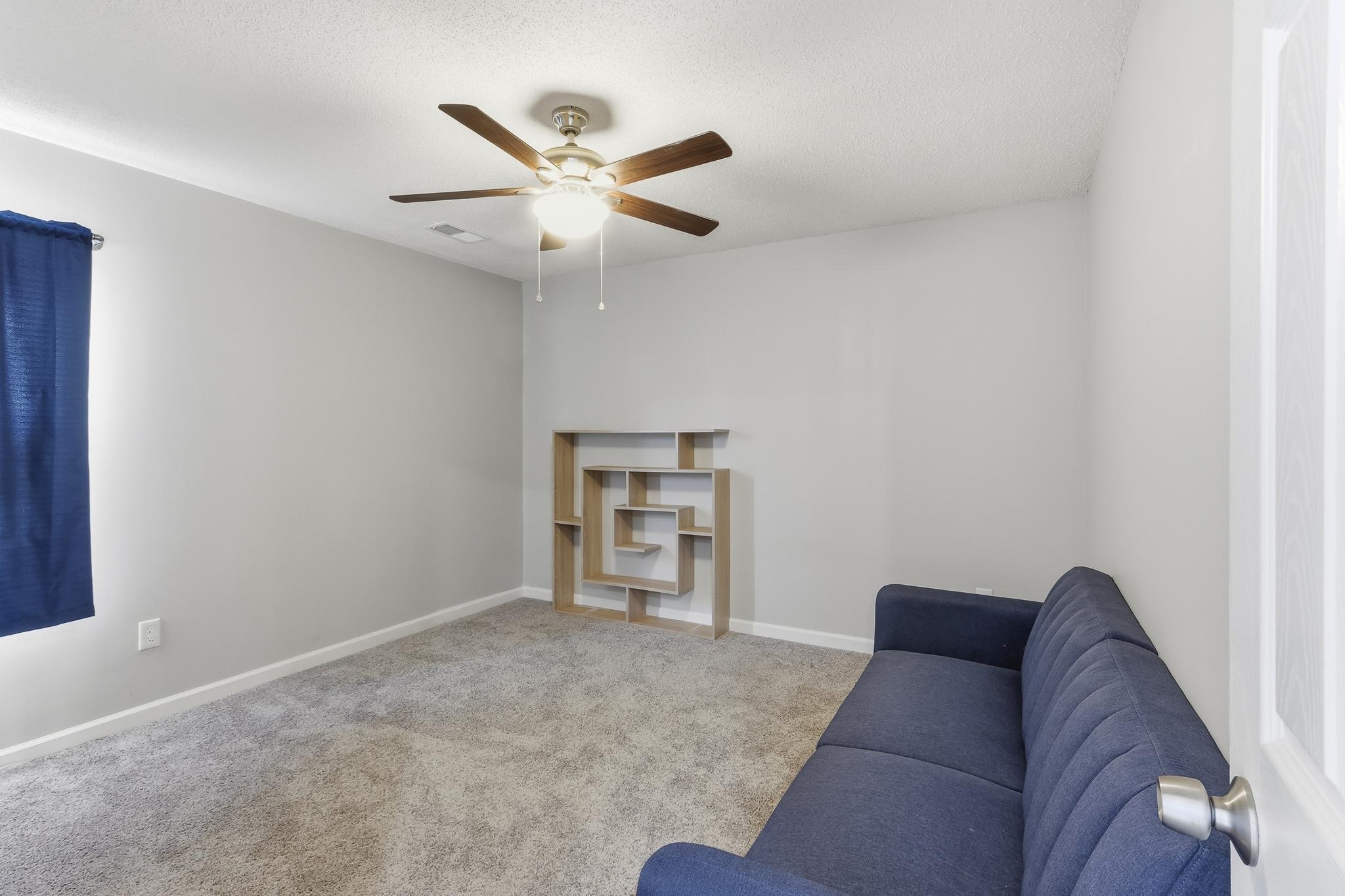 8139 S Regis Pl Property Photo 26