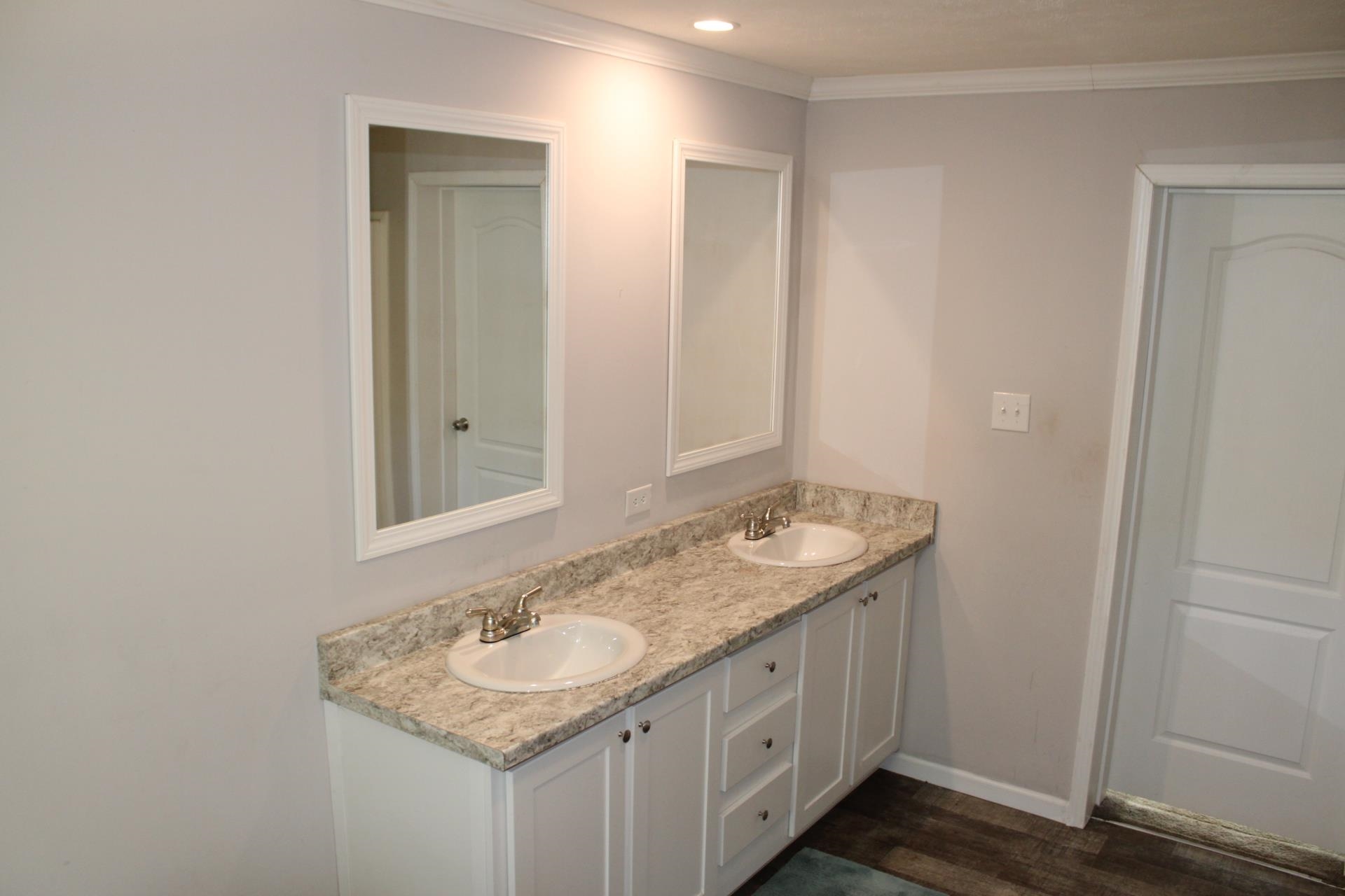 584 Smithville Rd Property Photo 21