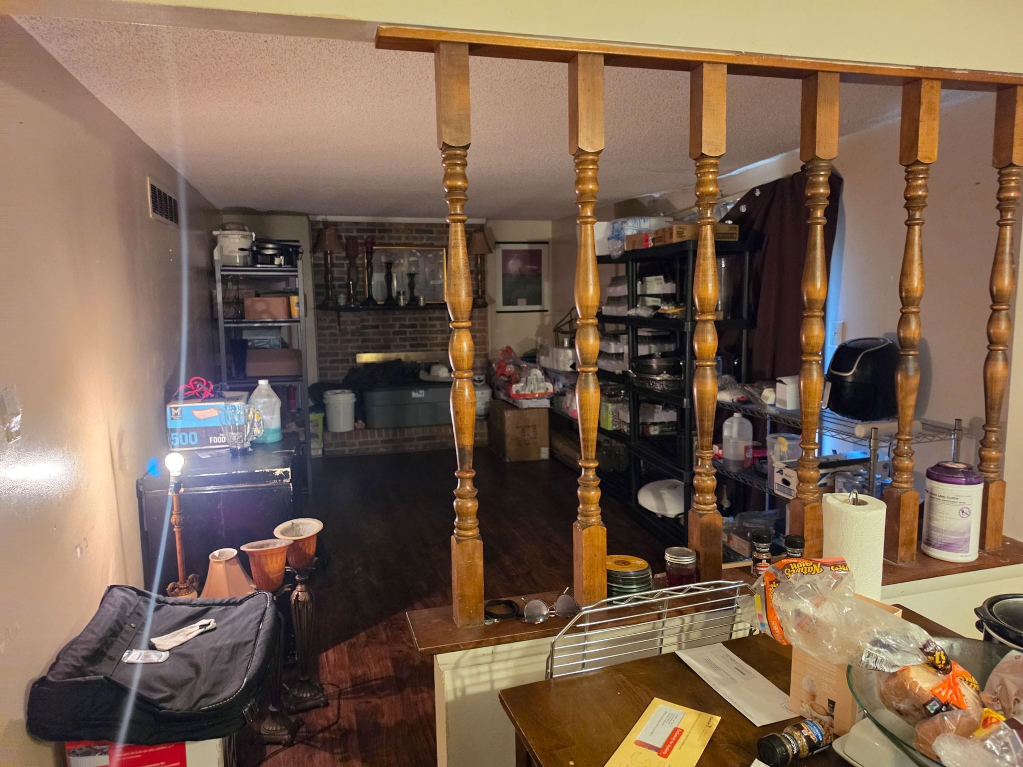 7443 Doncaster Ln Property Photo 6