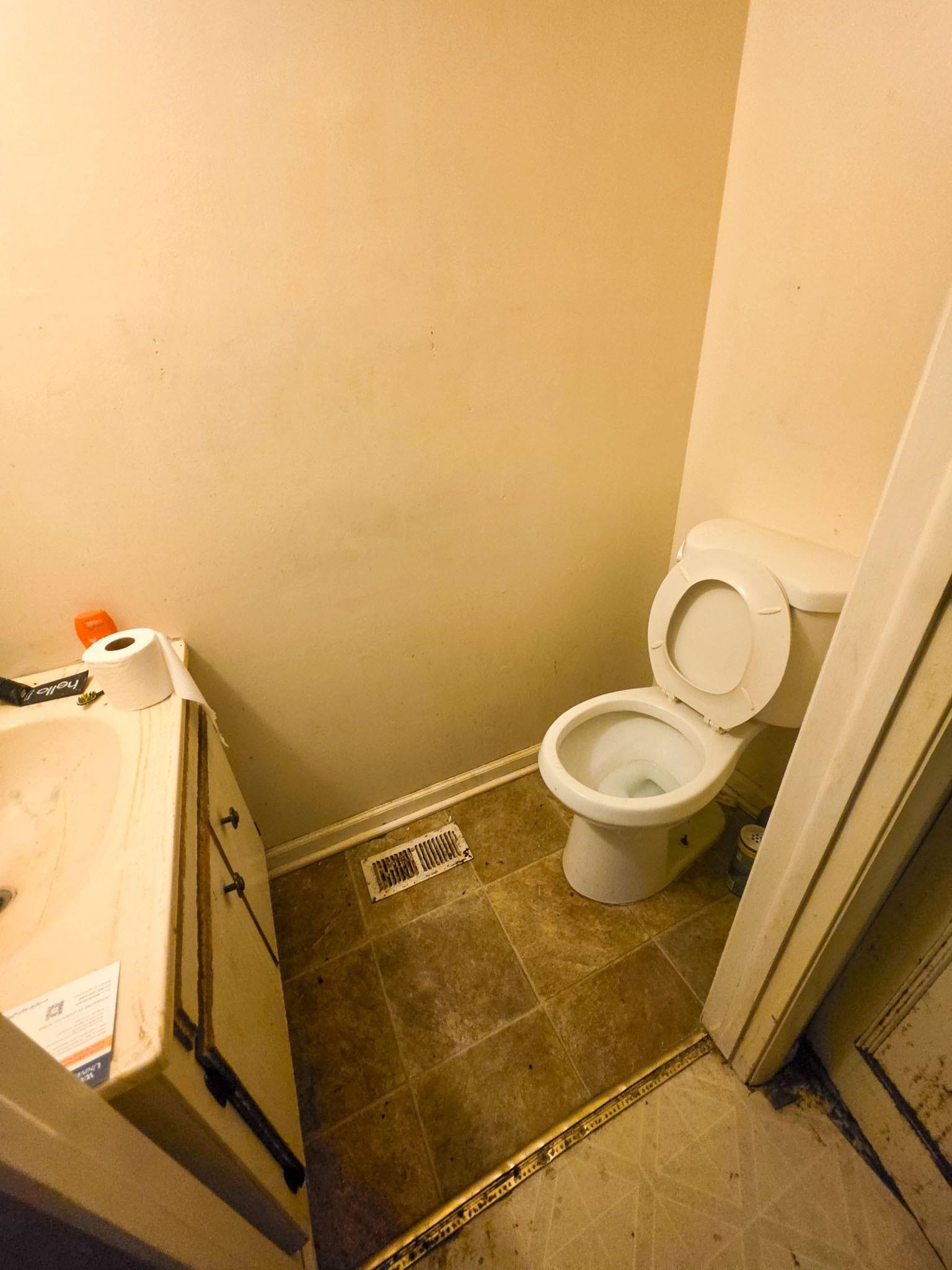 7443 Doncaster Ln Property Photo 10