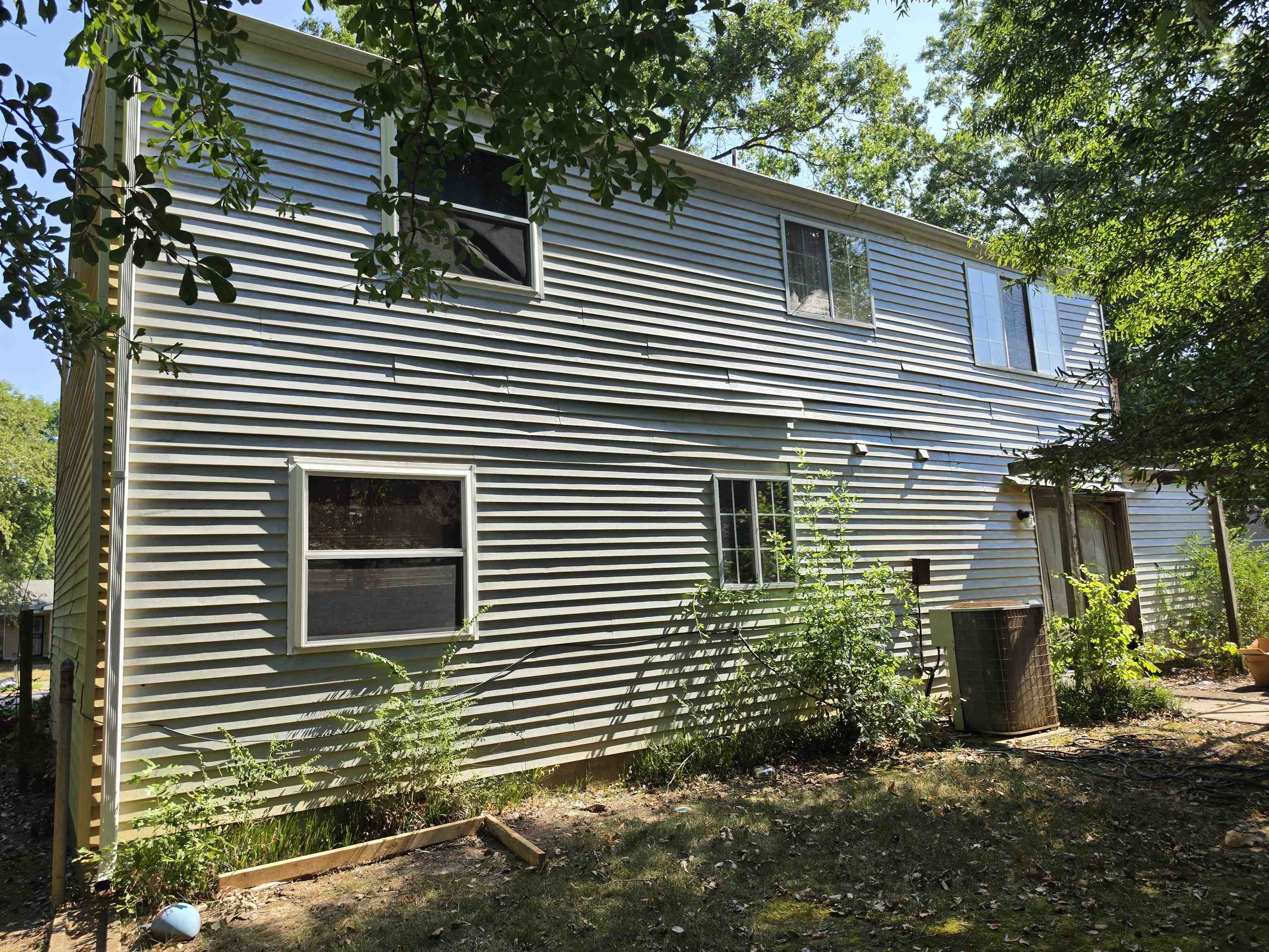 7443 Doncaster Ln Property Photo 17