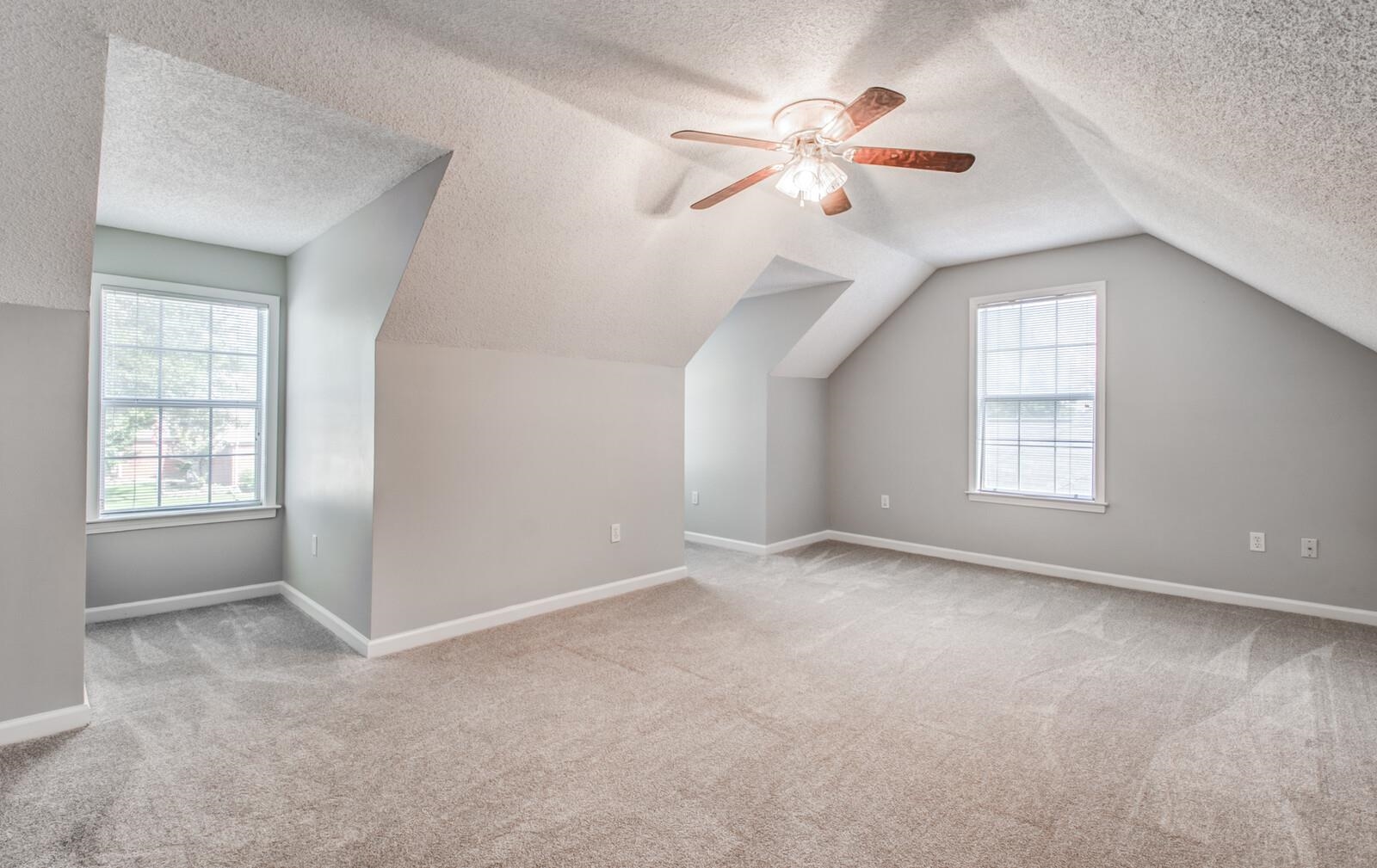 9461 Hickory Dr Property Photo 18