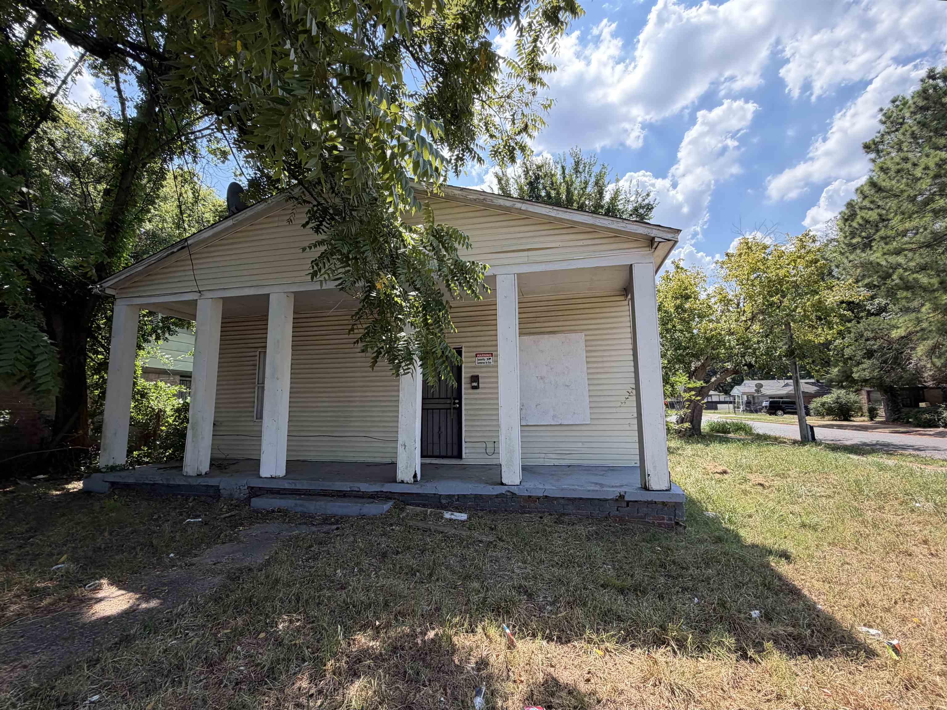 2481 Peres Ave Property Photo 1