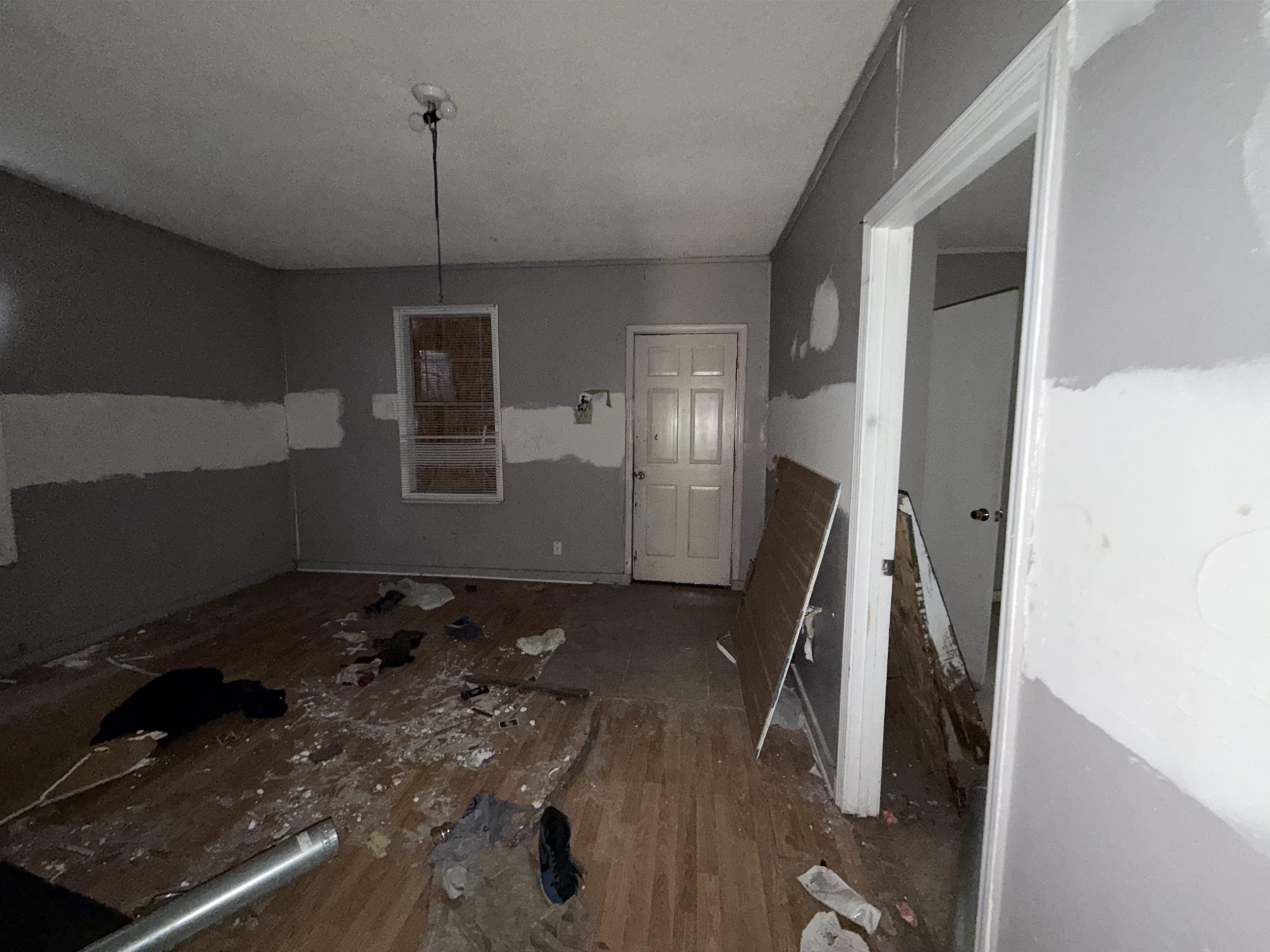 2481 Peres Ave Property Photo 6