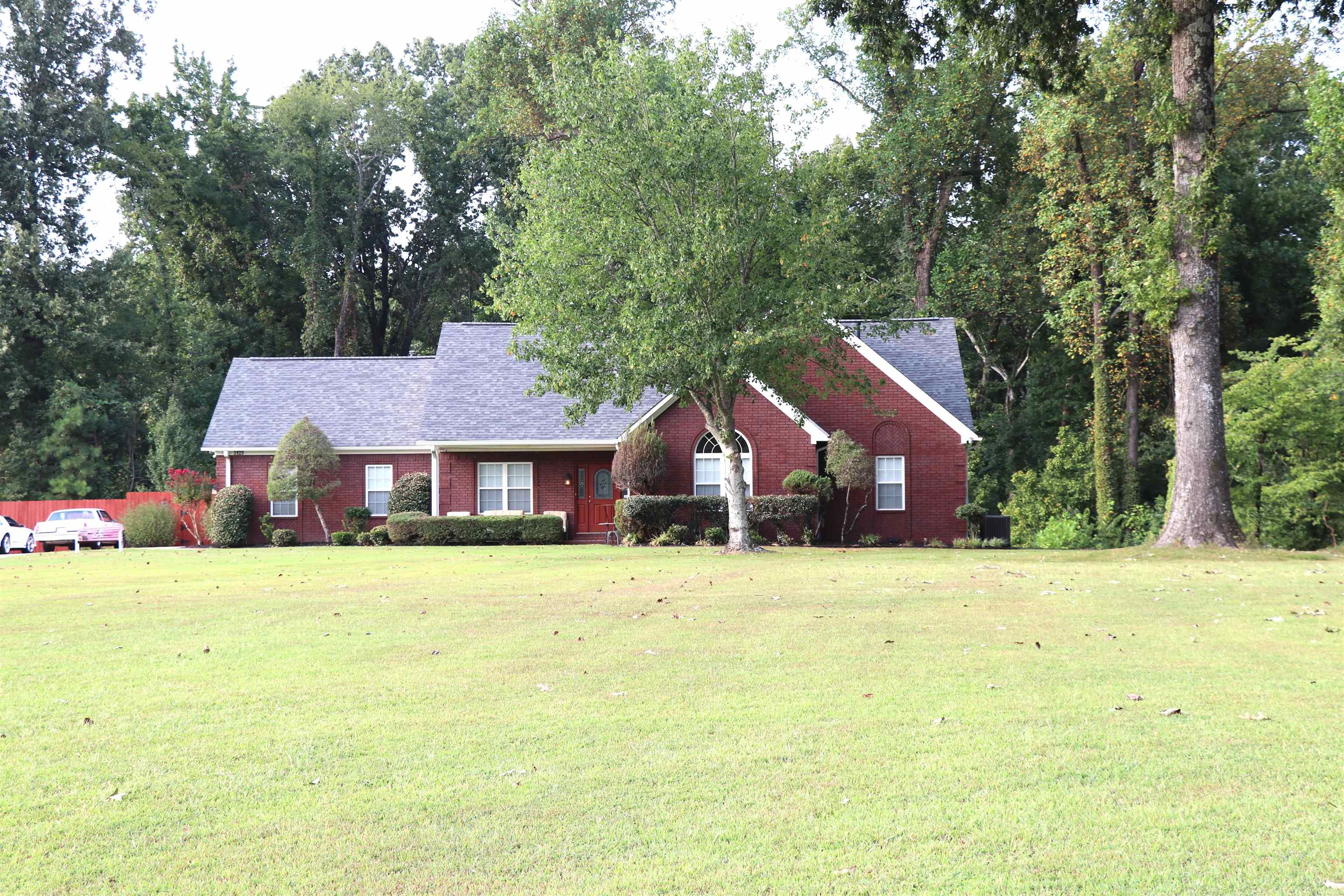 3920 W Union Rd Property Photo 3