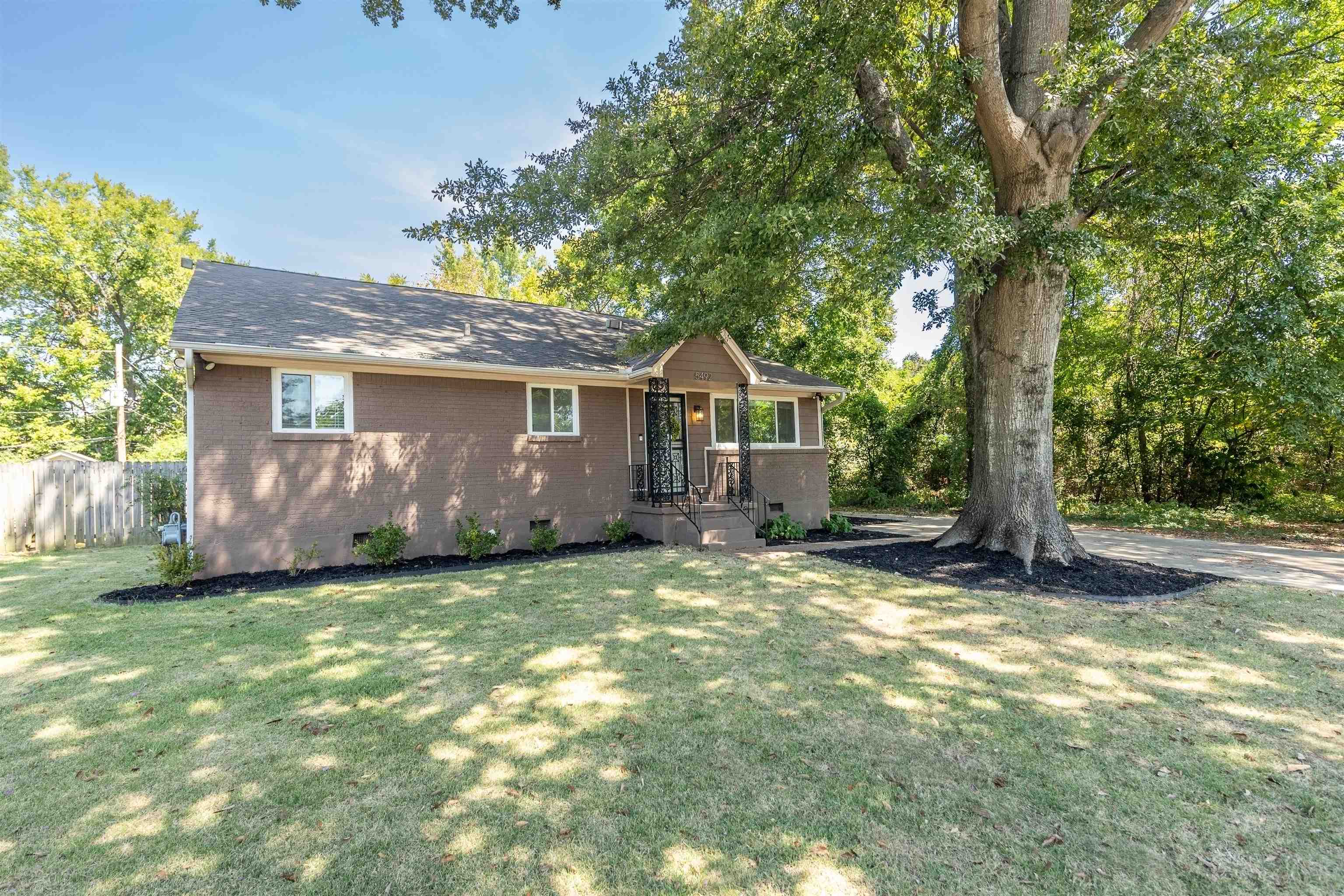 5492 Mesquite Rd Property Photo 3