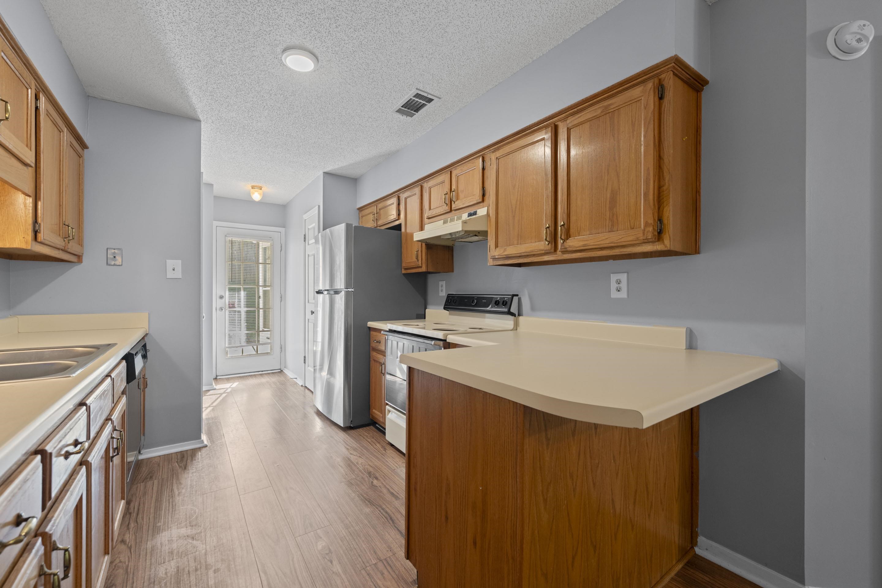 1612 Sorghum Mill Dr Property Photo 3