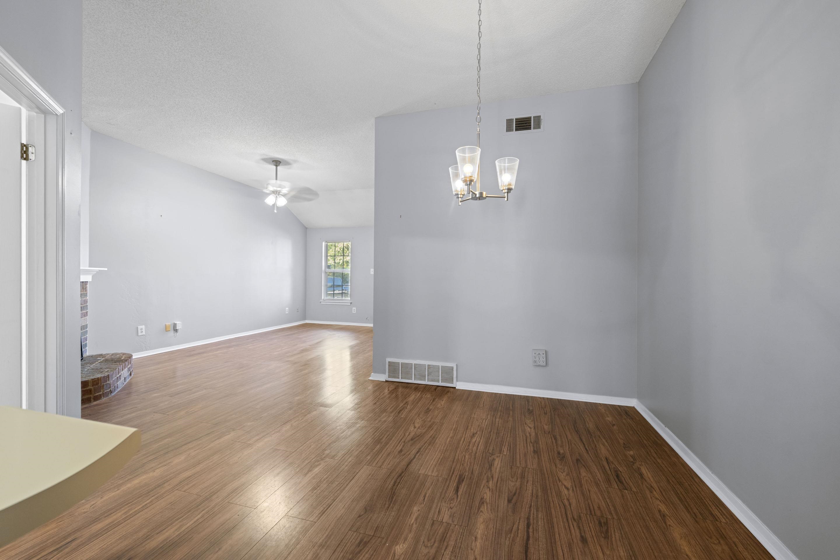 1612 Sorghum Mill Dr Property Photo 11