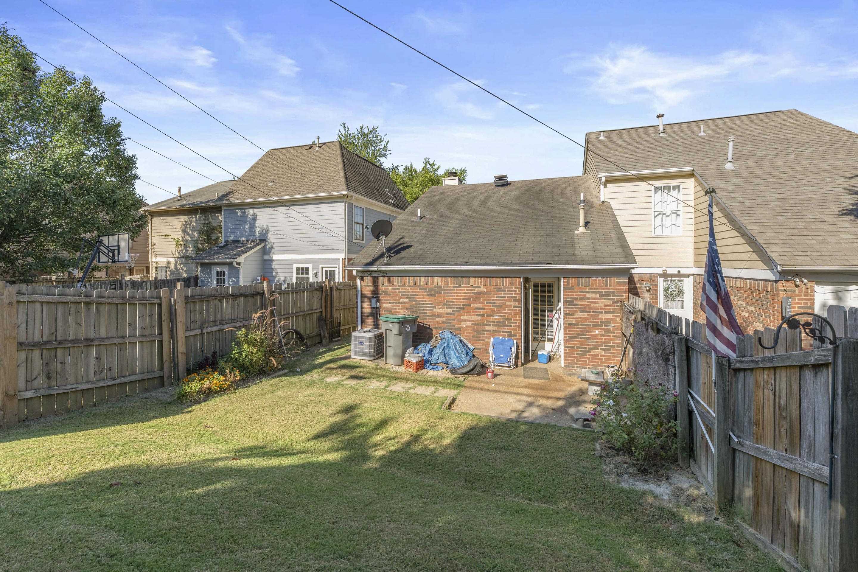 1612 Sorghum Mill Dr Property Photo 18