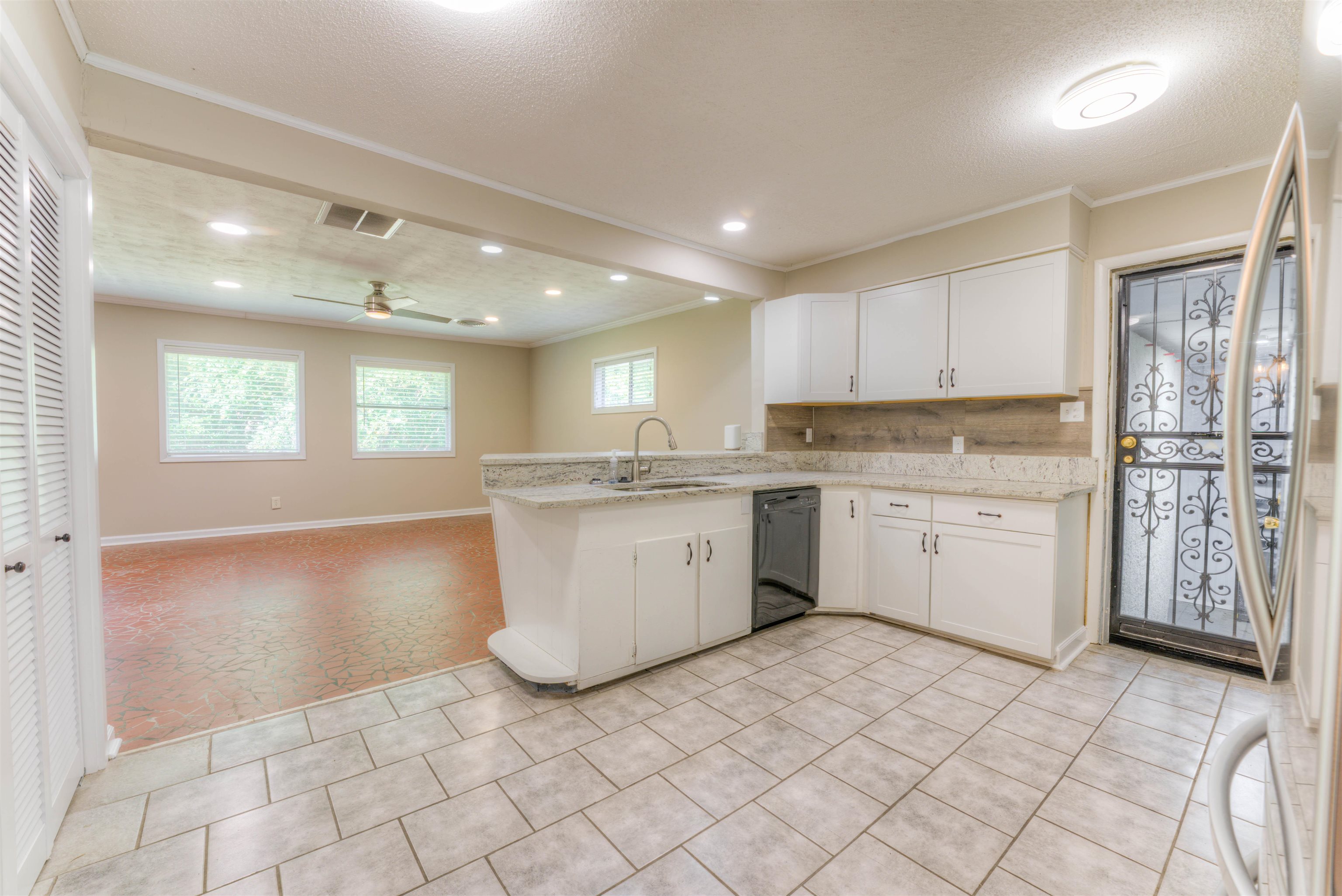 4172 Oaksedge Dr Property Photo 7
