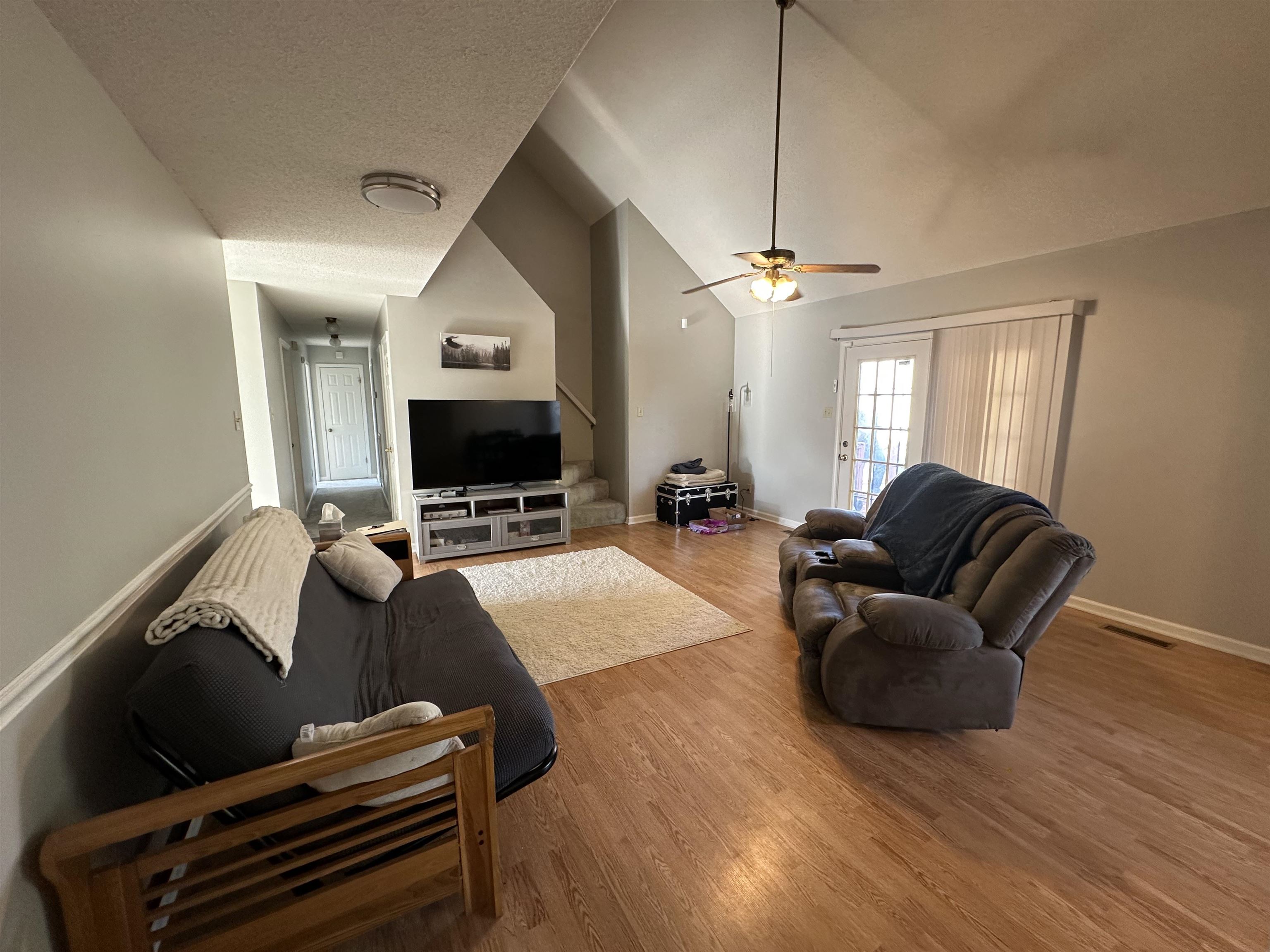 94 New Renfroe St Property Photo 13