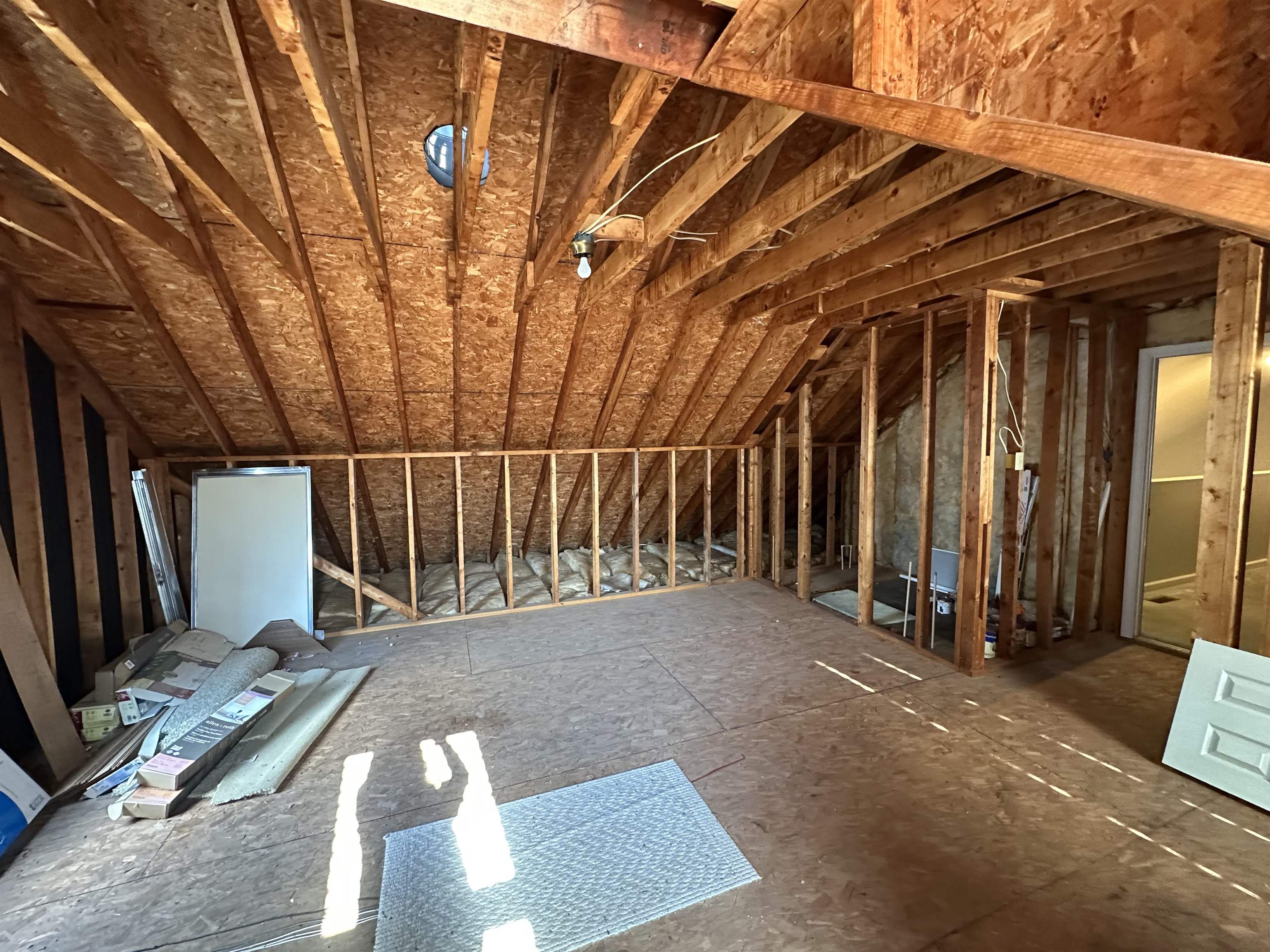 94 New Renfroe St Property Photo 20