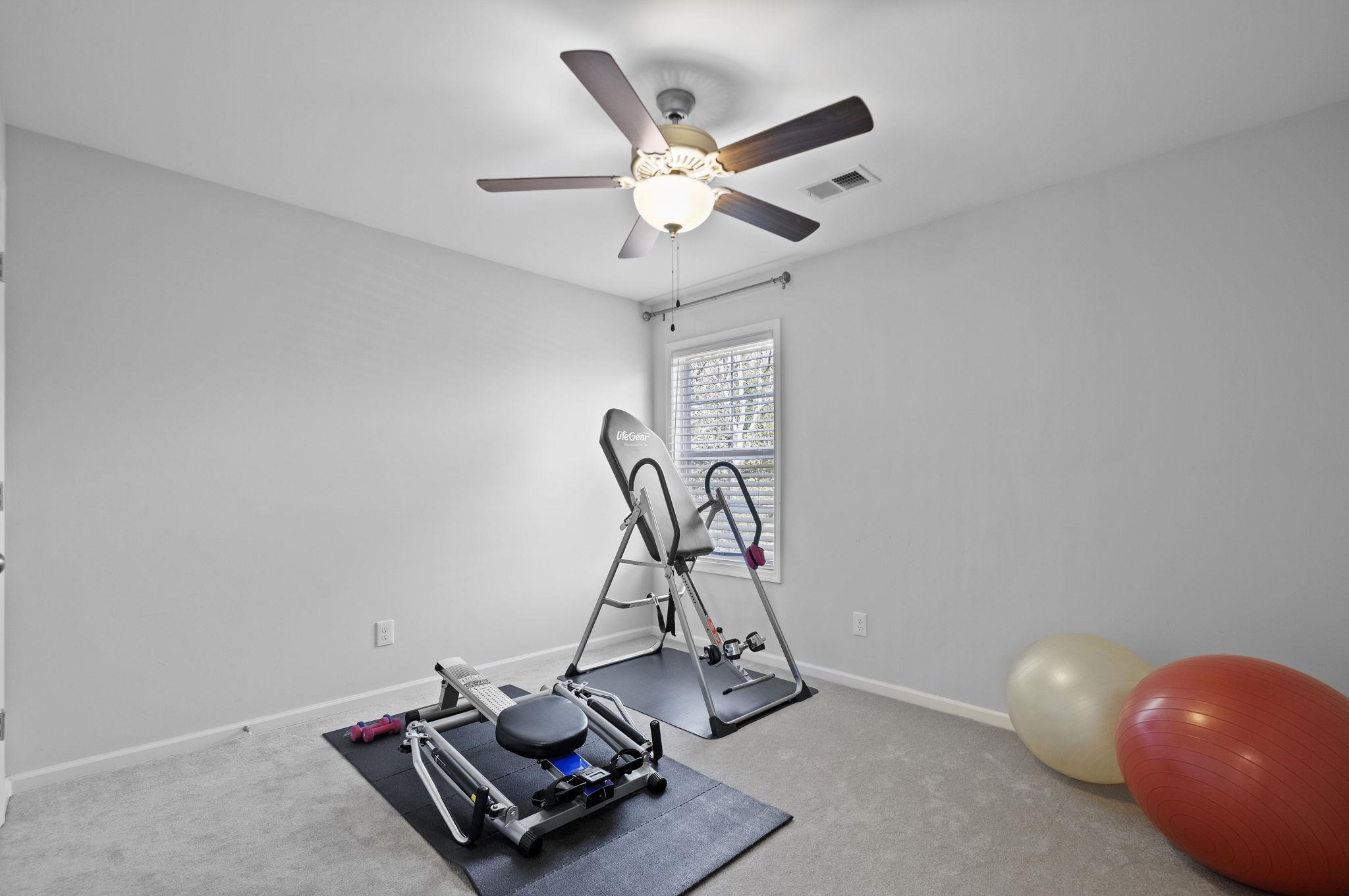 4707 Emmas Cir W Property Photo 21