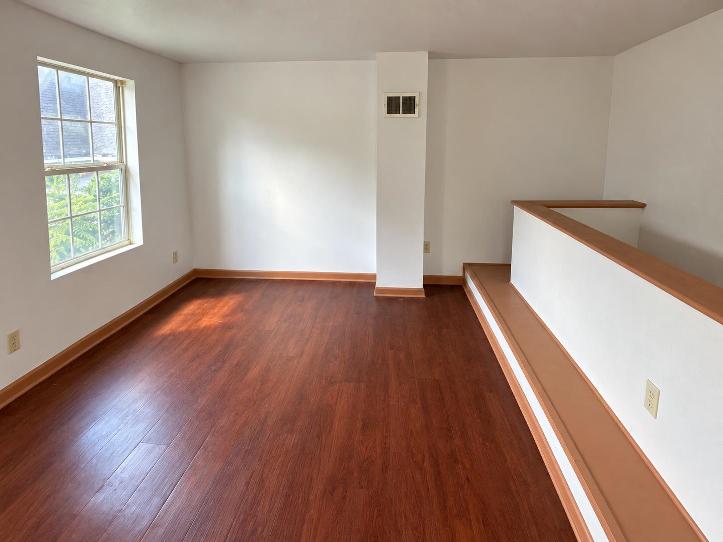 574-576 Mckinley St Property Photo 14