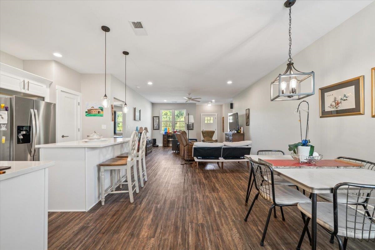 447 Abbey Rd C Property Photo 3